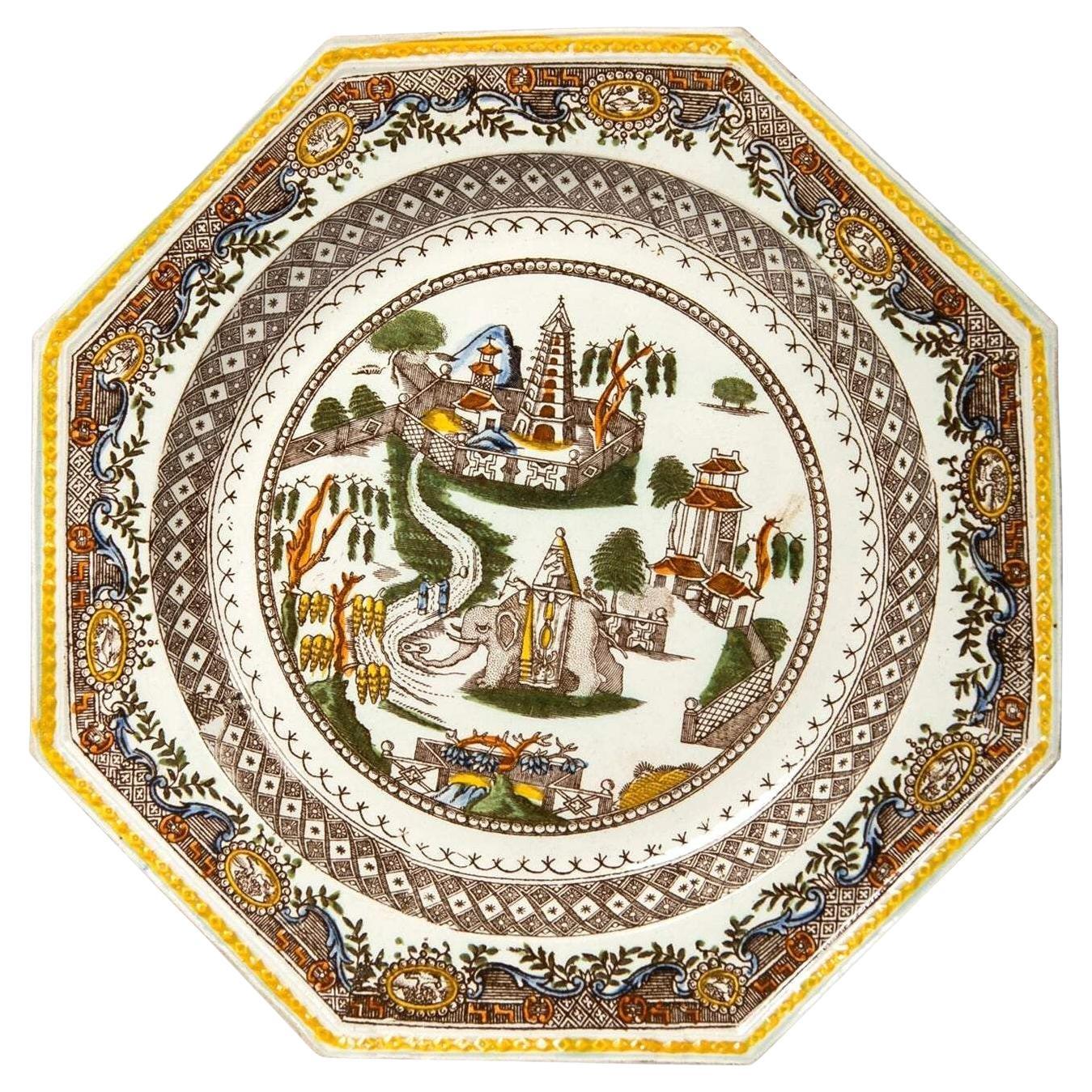 Coppia Antichi Wedgwood & Co. Piatti con motivo "Processional Elephant and Howdah".