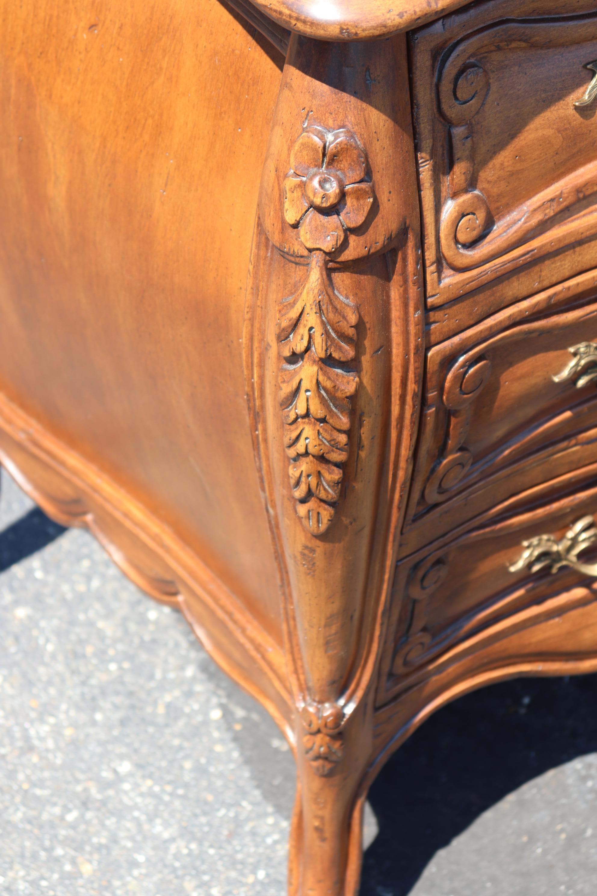 Pair Antique Distressed Country French Commodes Nightstands In Good Condition In Swedesboro, NJ