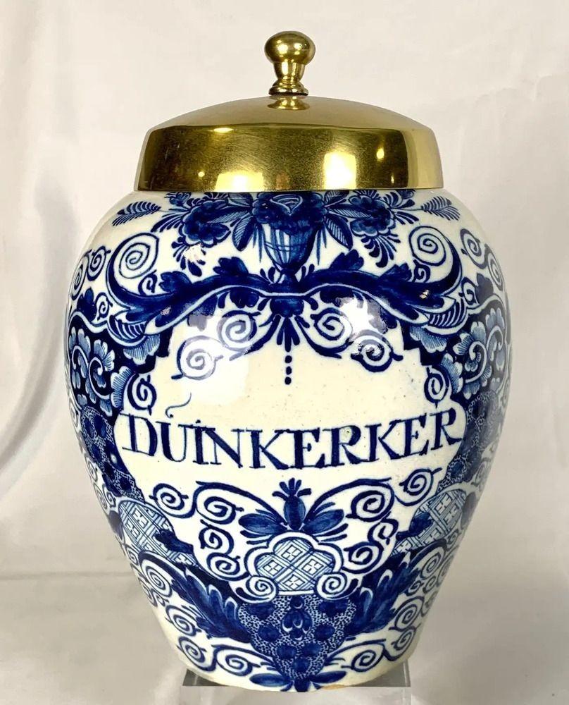 Coppia di antichi vasi da tabacco olandesi Delft blu e bianchi dipinti a mano Circa 1770 in vendita 2