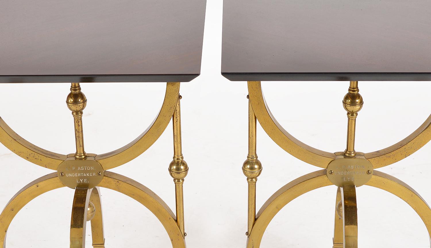 Pair Antique Edwardian Brass Tola Wood Coffin Stands Occasional Side Lamp Tables In Good Condition In Sherborne, Dorset