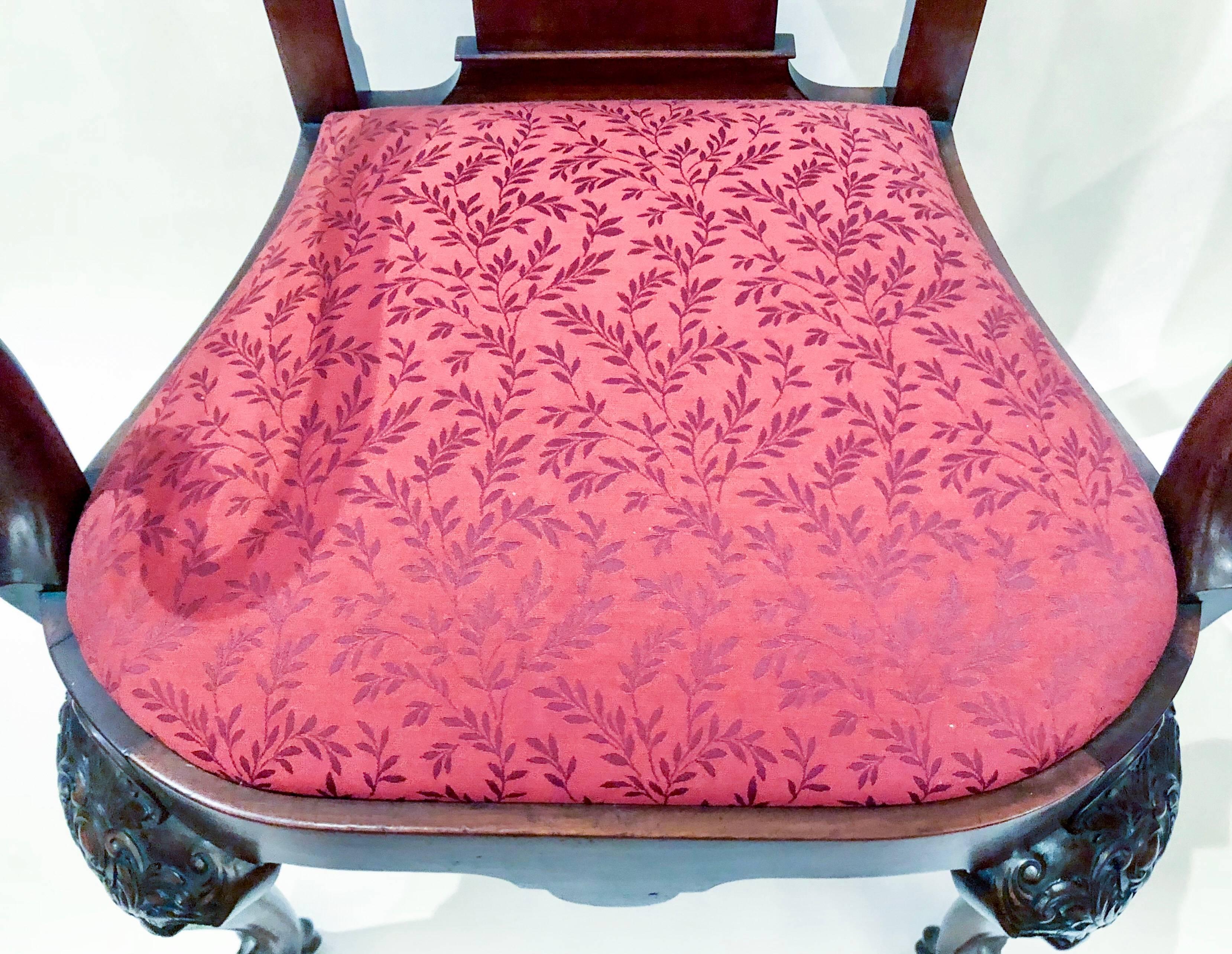 Pair of Antique English Carved Mahogany Armchairs In Good Condition For Sale In New Orleans, LA