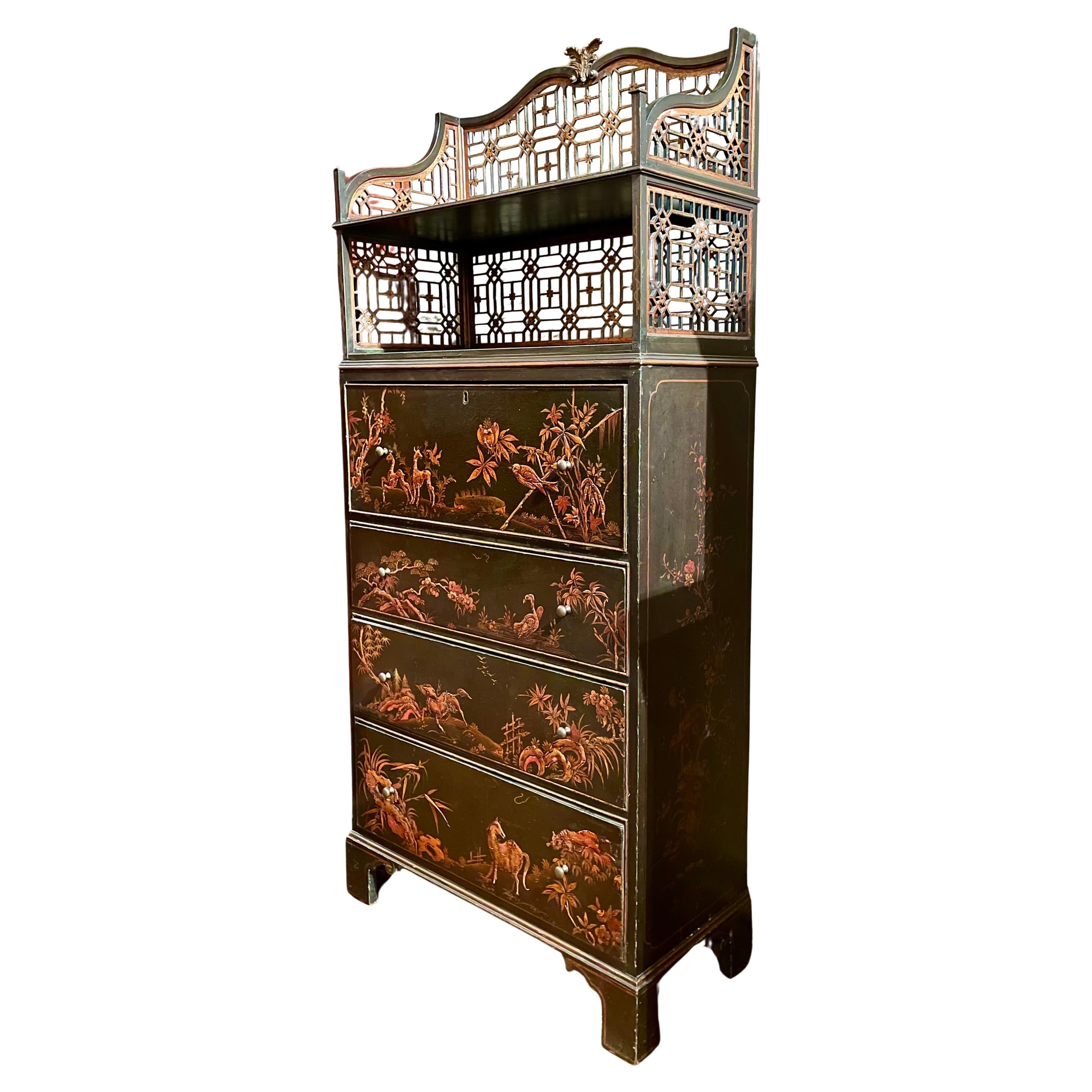 Legno Coppia di antiche librerie inglesi in lacca nera Chinoiserie con scrivanie, circa 1890 in vendita