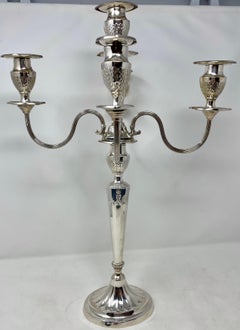 Paire de candélabres anglais anciens de style édouardien à 5 lumières en métal argenté, vers 1900-1910