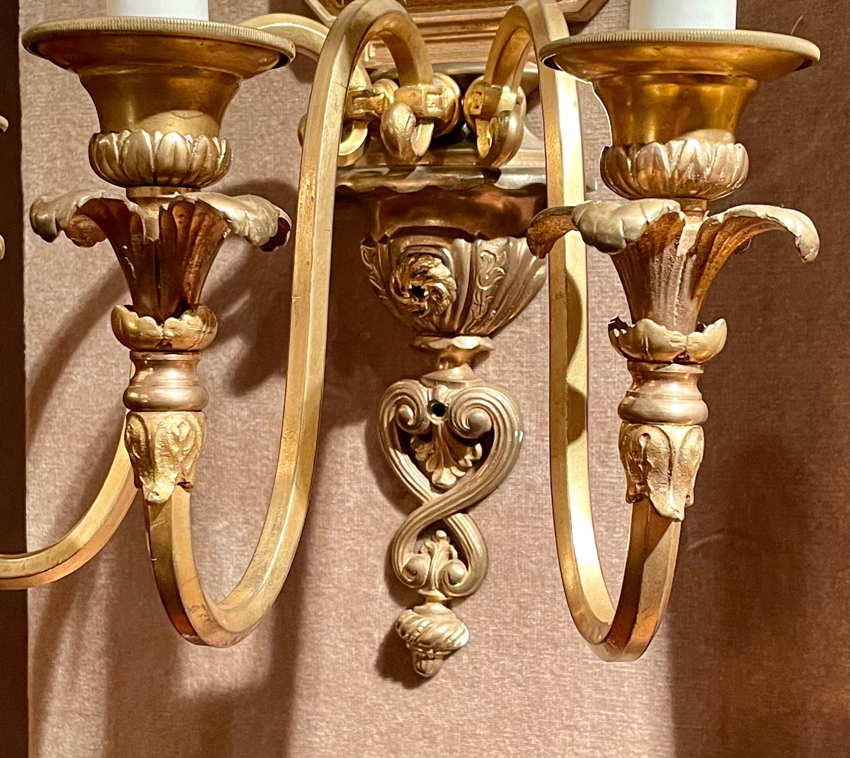 Pair Antique English Gold Bronze & Wedgwood Porcelain Wall Sconces, Circa 1890. For Sale 2
