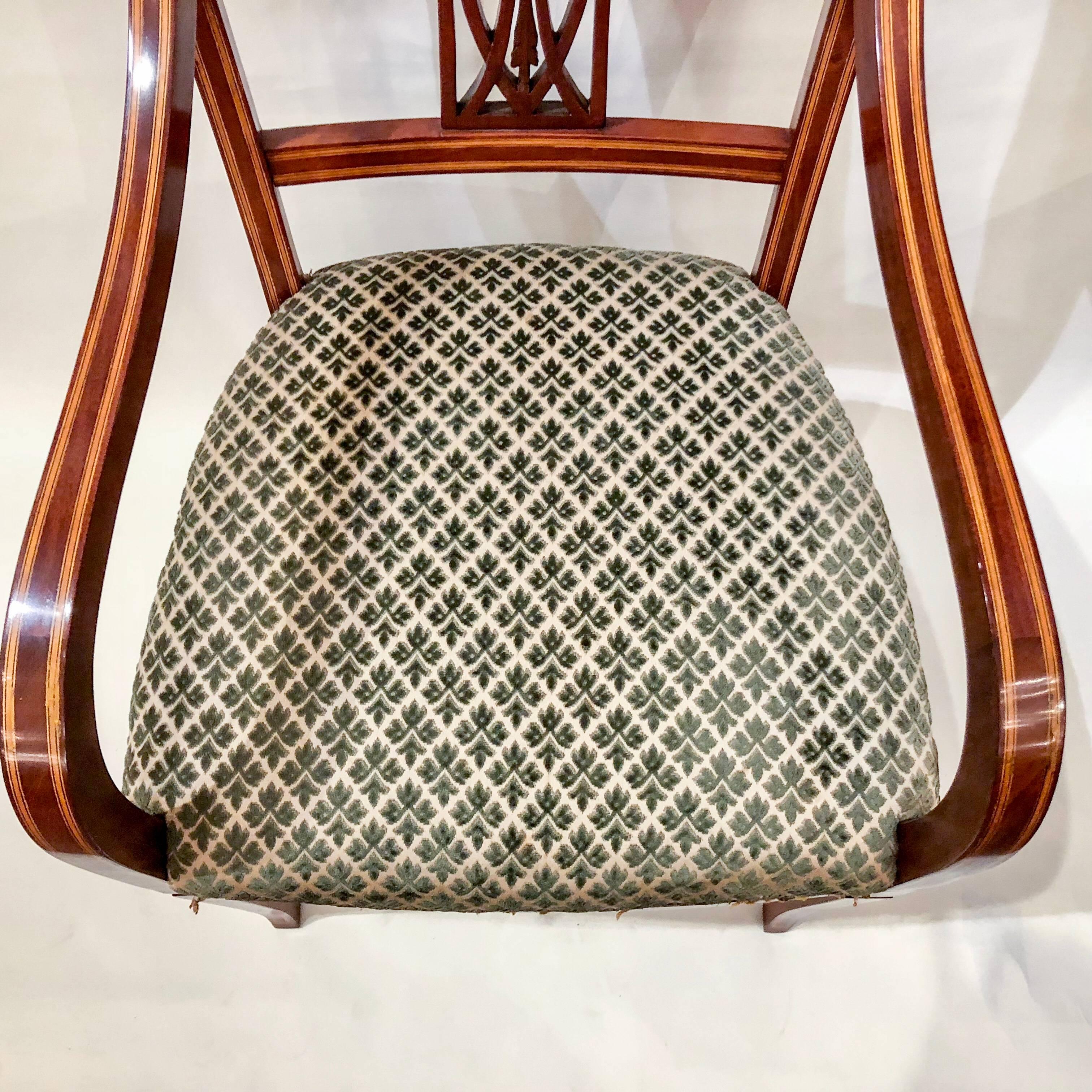 Pair of Antique English Mahogany Armchairs, circa 1880 In Good Condition In New Orleans, LA