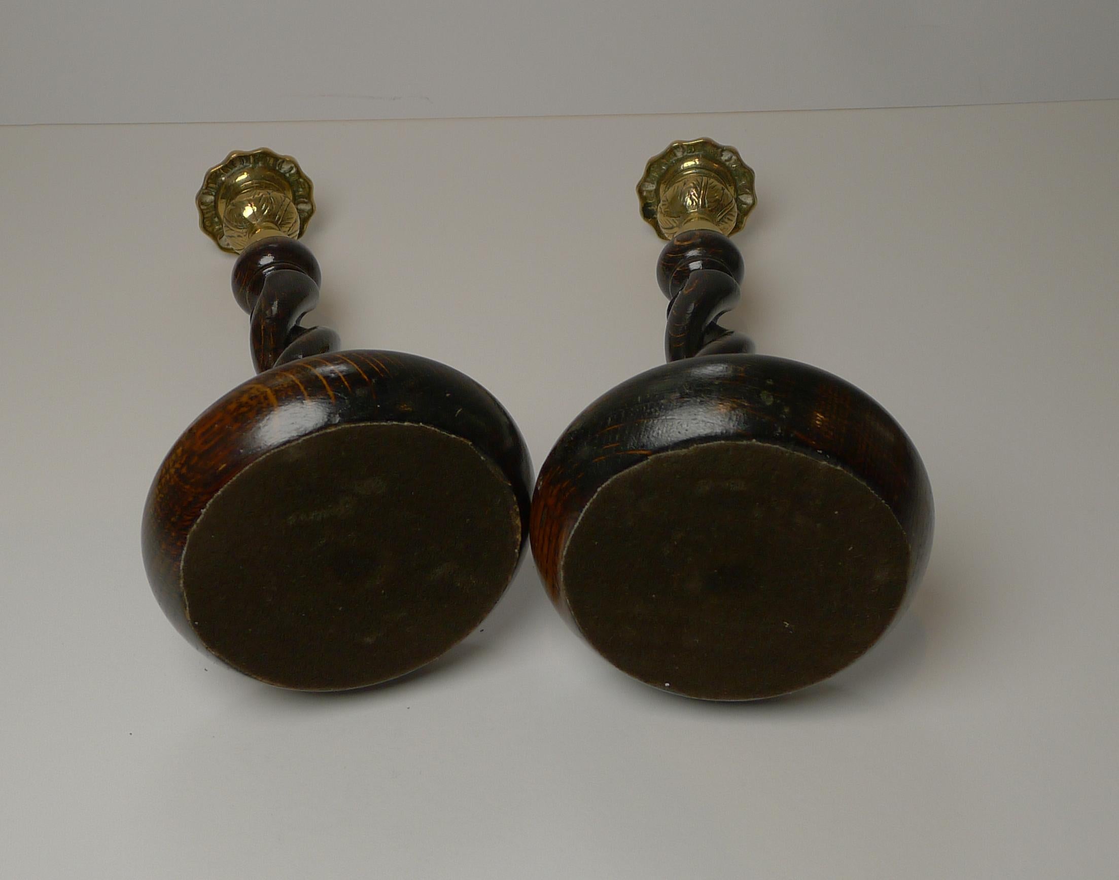 Pair Antique English Oak Barley Twist Candlesticks c.1900 In Good Condition In Bath, GB