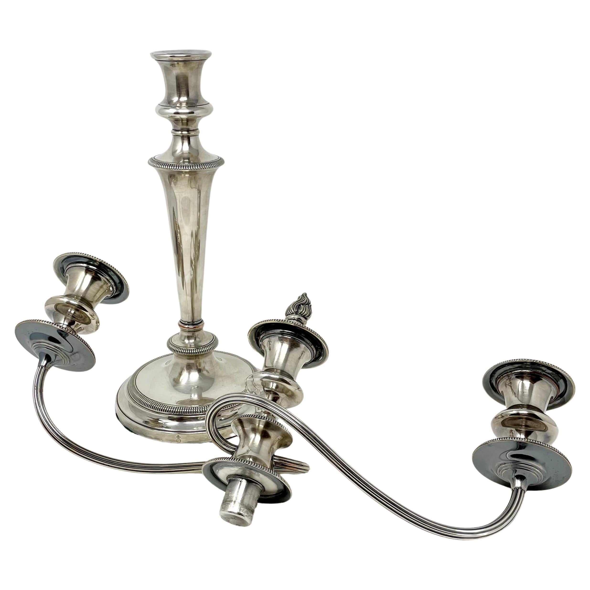 Coppia di antichi candelabri convertibili inglesi in argento Sheffield con tabacchiera. in vendita 3