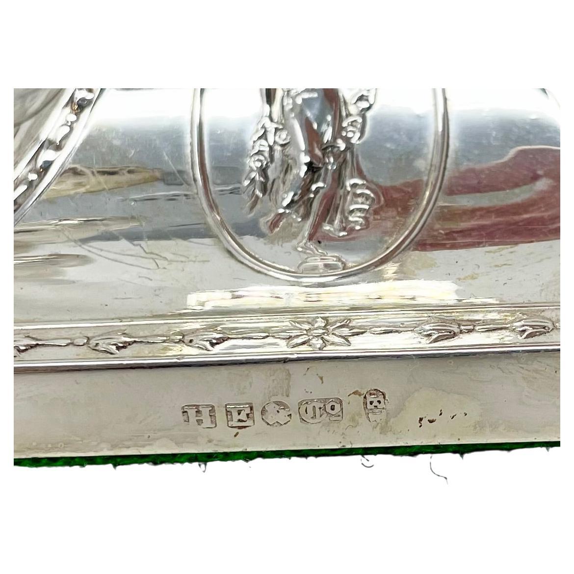 Coppia di antichi candelabri inglesi in argento Sheffield 