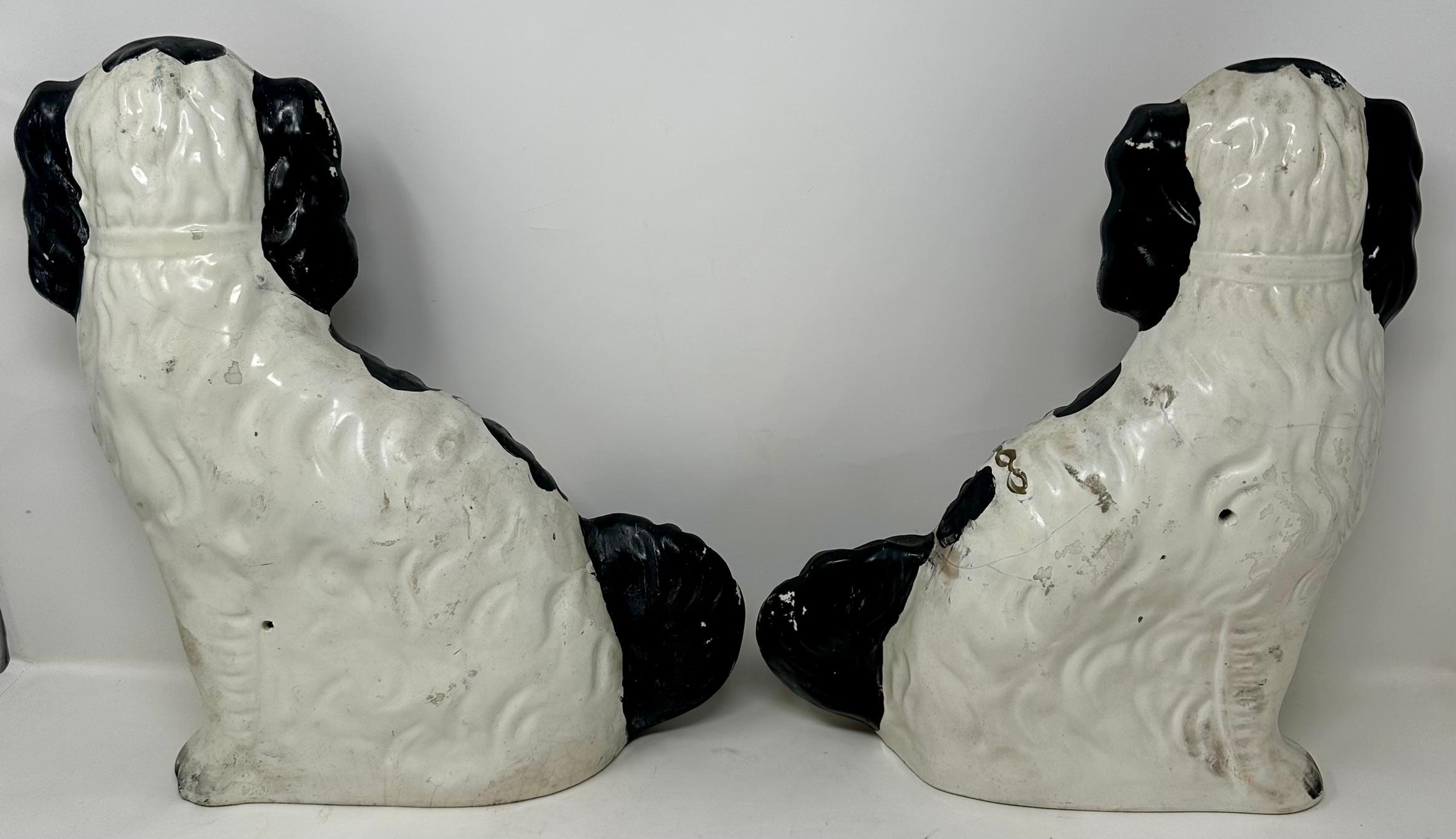 Pair Antique English Staffordshire Pottery Dogs in Black & White, Circa 1860. 2