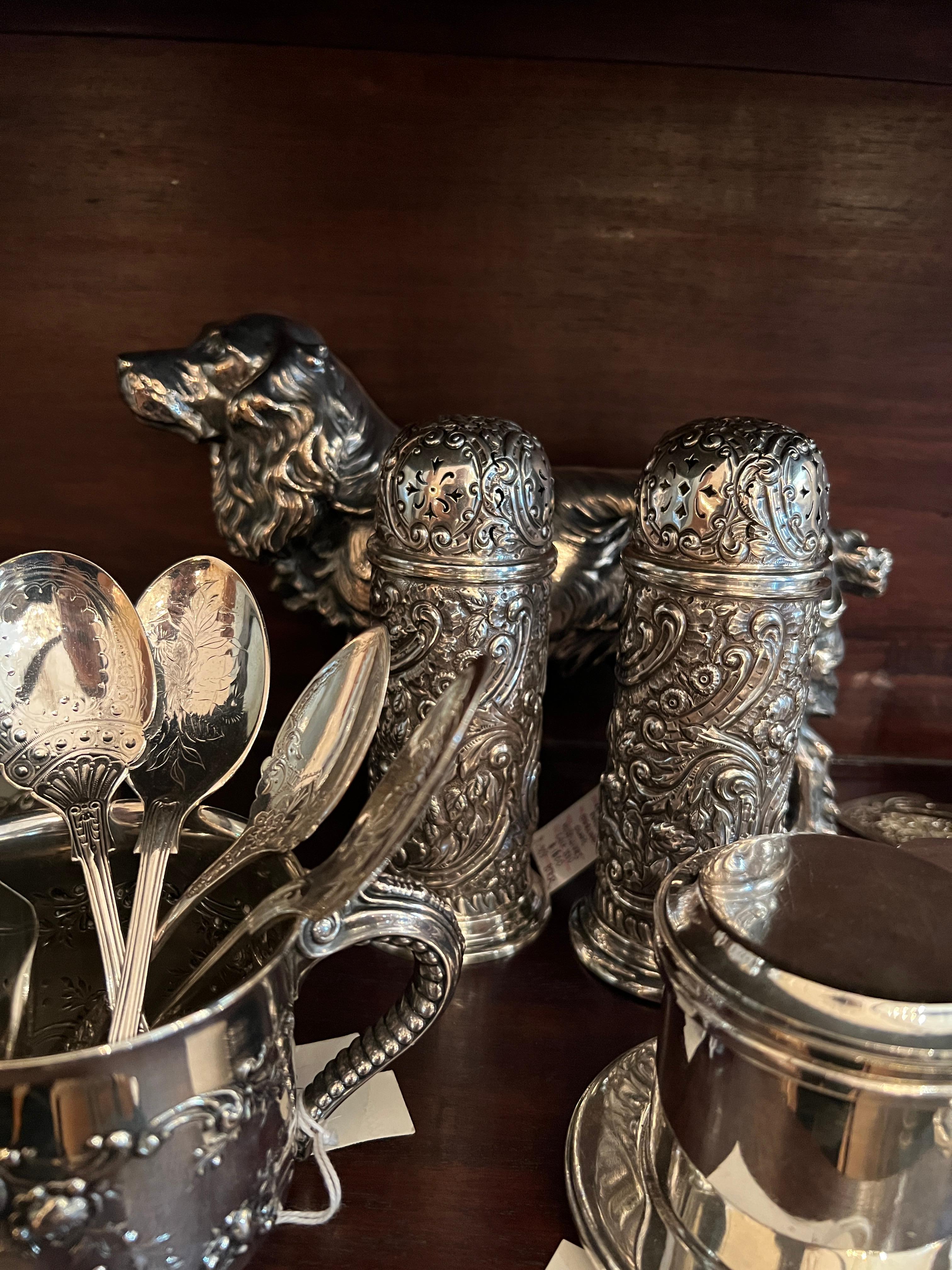 19th Century Pair Antique English Sterling Silver Muffineers / Salt & Pepper Shakers, Ca 1880 For Sale