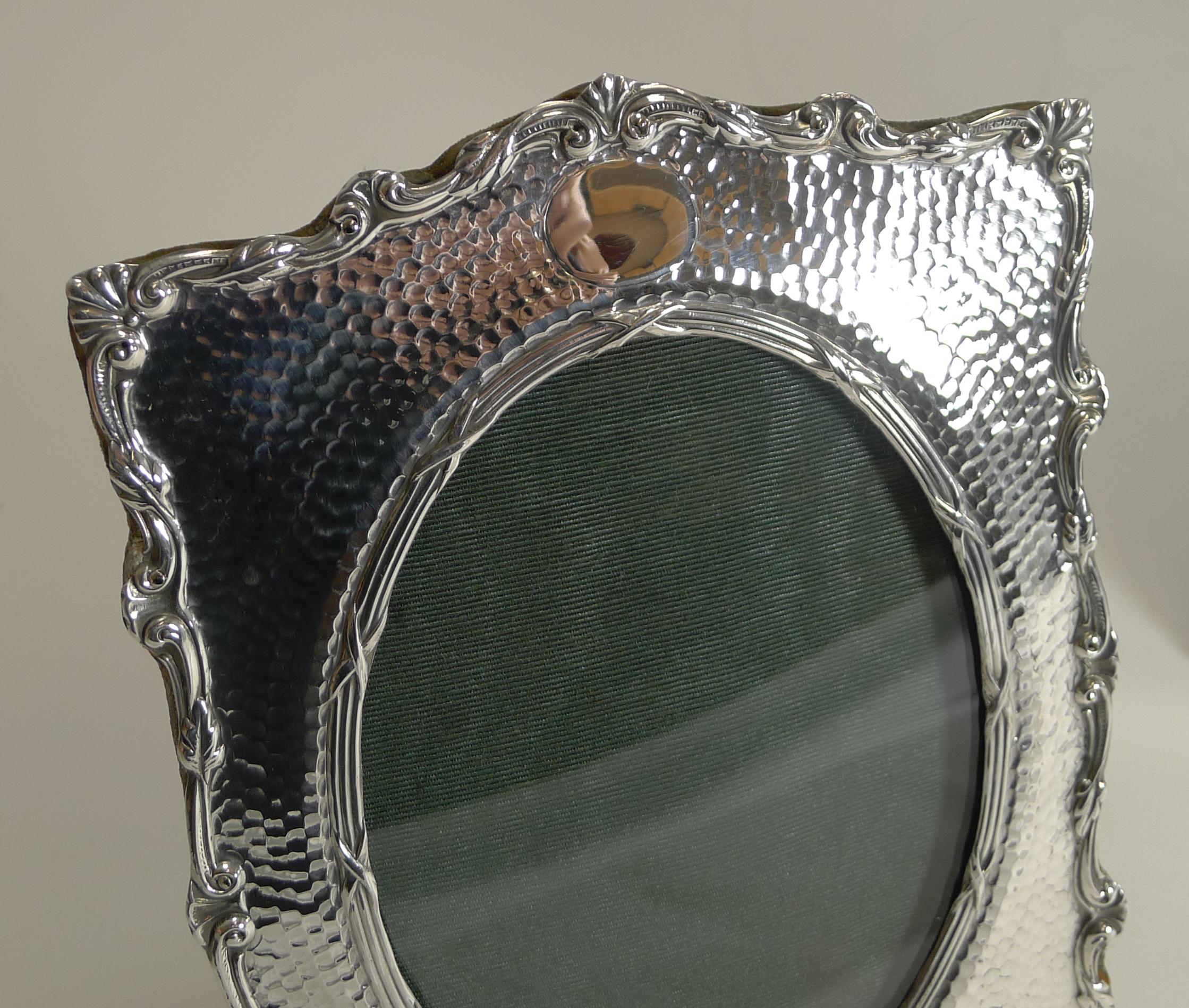 Early 20th Century Pair of Antique English Sterling Silver Photograph Frames by Henry Matthews