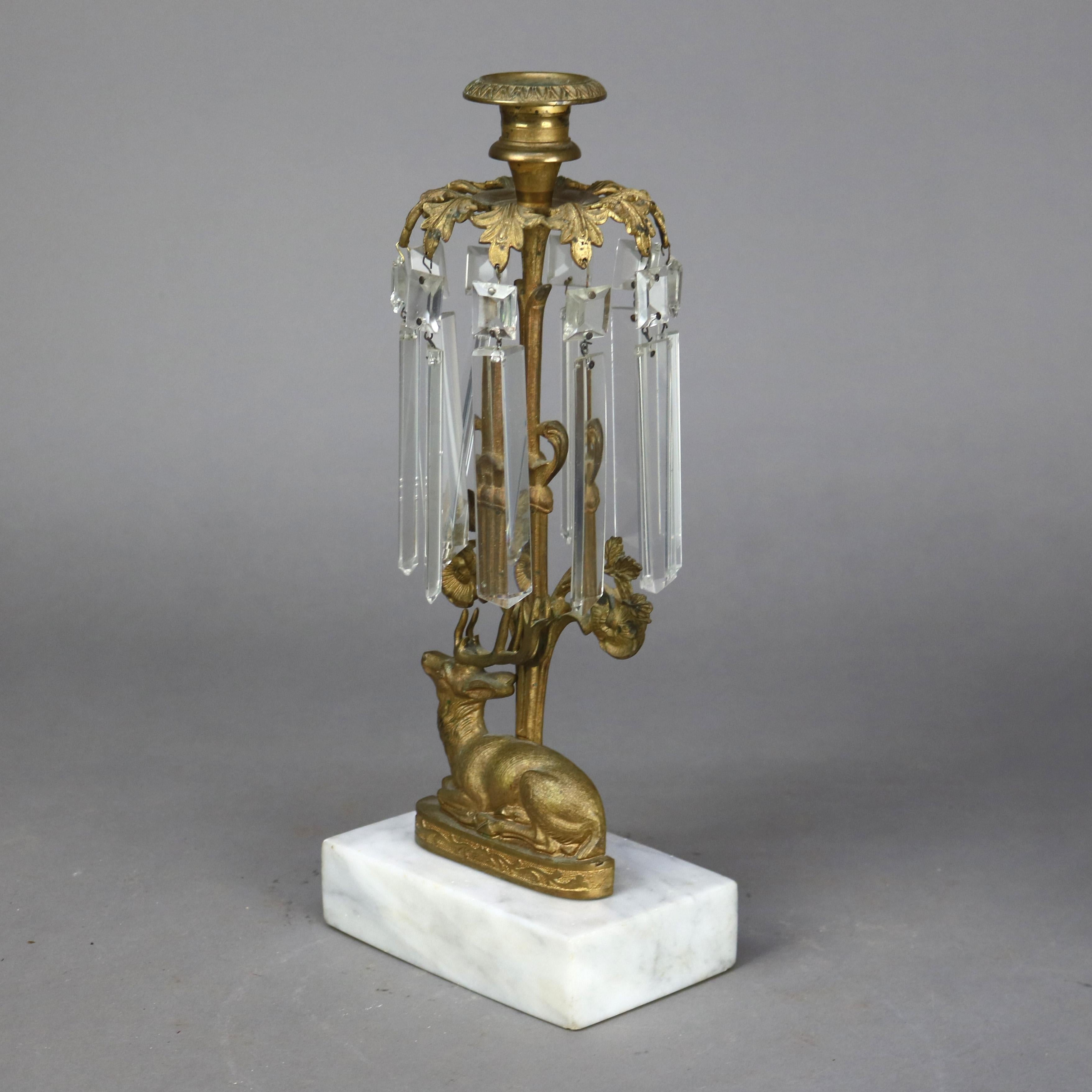 Bronzo Coppia di antichi portacandele figurati in bronzo e cristallo con base in marmo C1880 in vendita