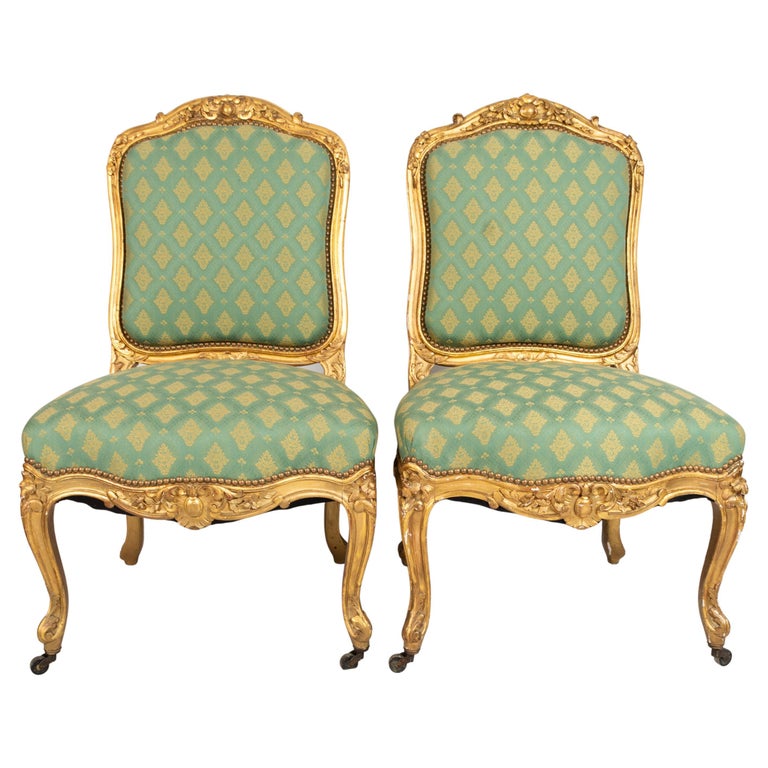 Paire de chaises de salon françaises anciennes en bois doré de style Louis  XV du 19ème siècle, vers 1870 En vente sur 1stDibs