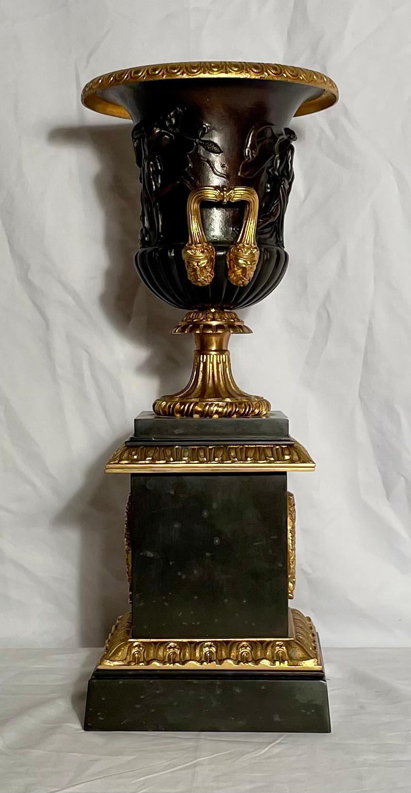 Pair Antique French 19th Century Neoclassical Bronze Urns For Sale 2