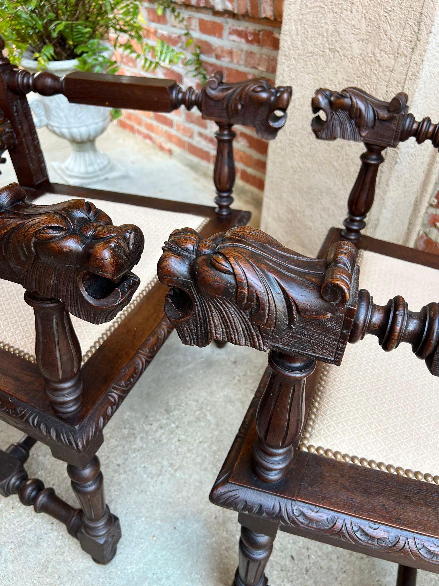 COPPIA Antique French Arm Chair Dining Renaissance Carved Oak Bird Black Forest in vendita 9