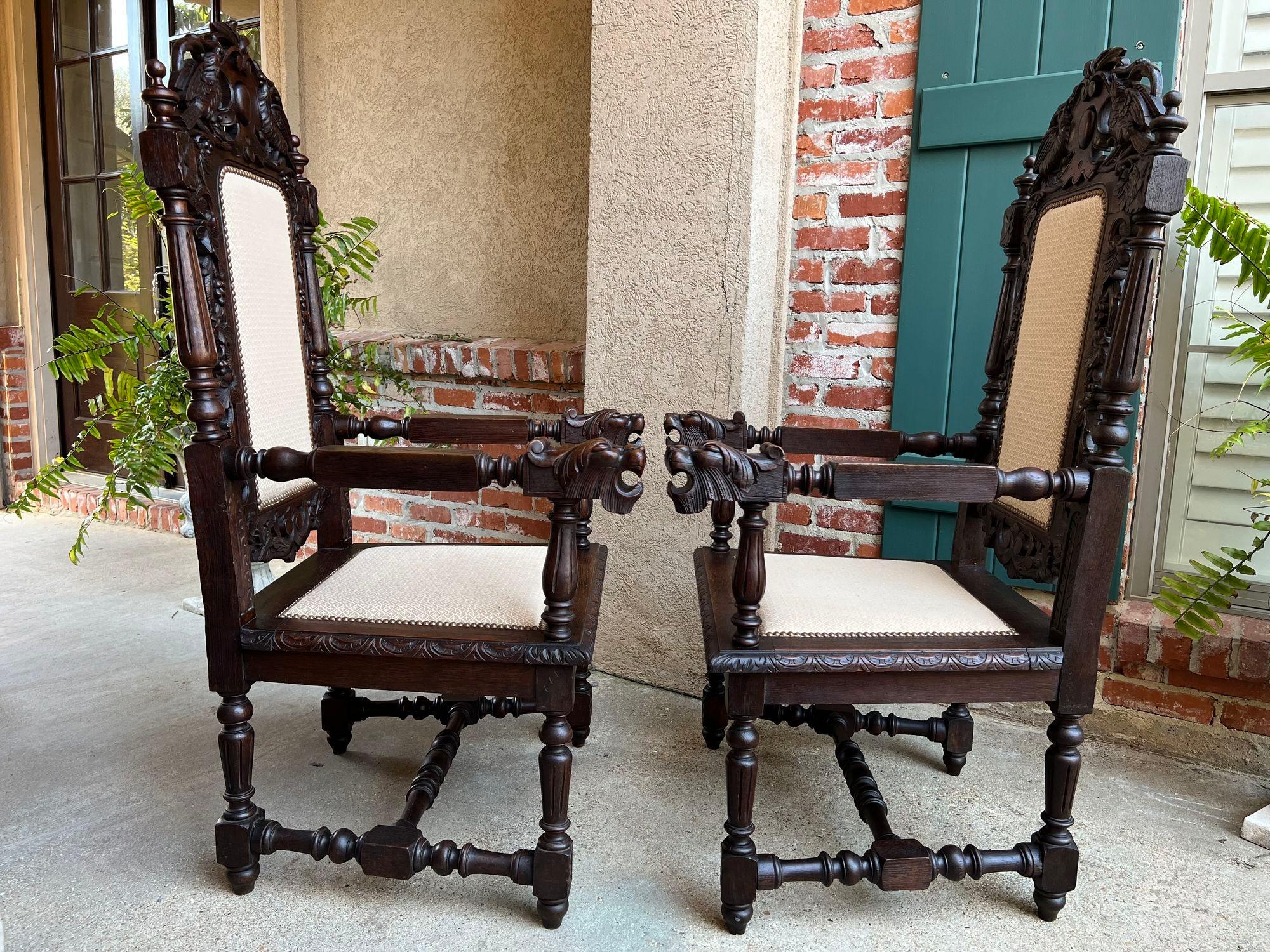 Tappezzeria COPPIA Antique French Arm Chair Dining Renaissance Carved Oak Bird Black Forest in vendita
