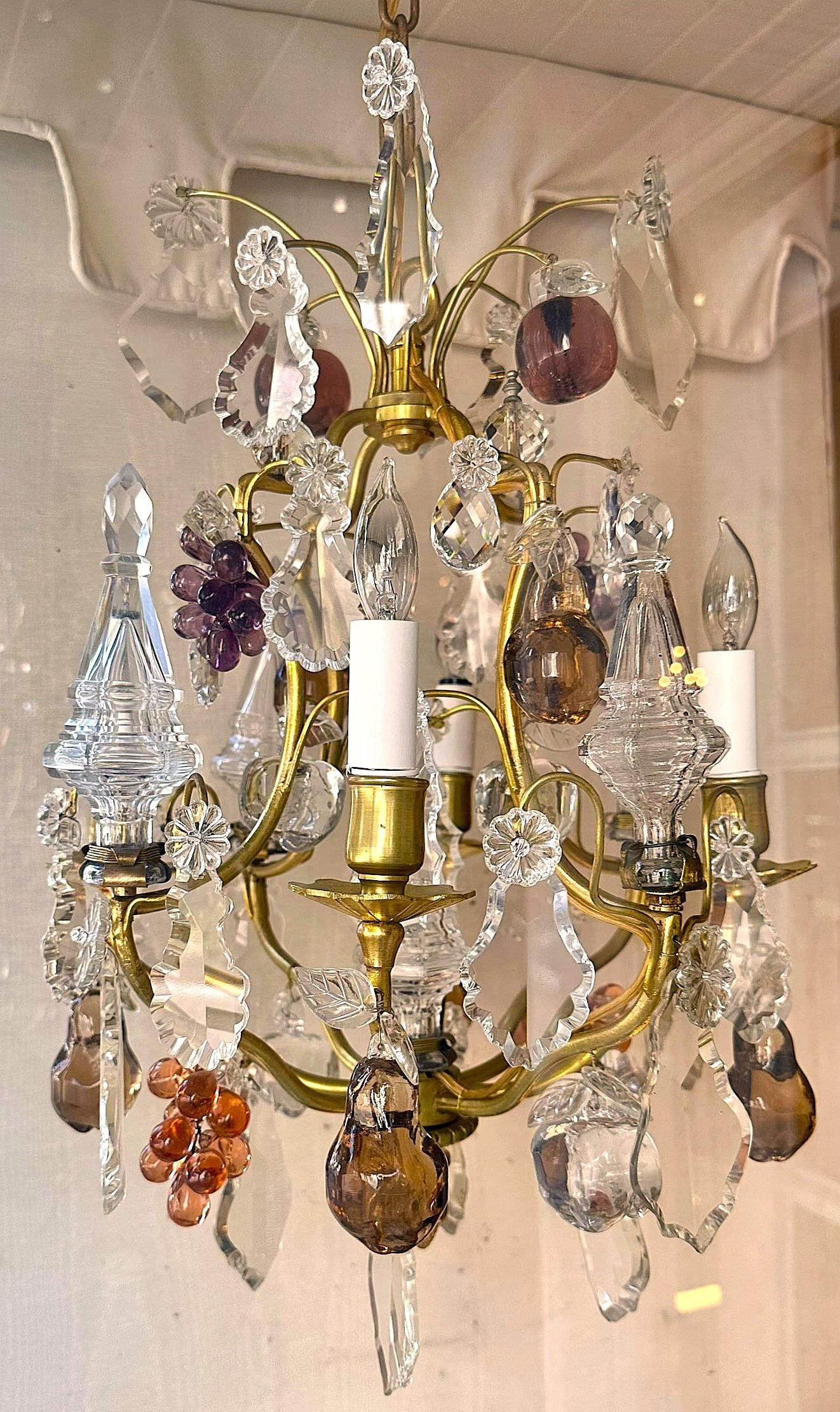 Pareja de Antiguos Candelabros Franceses de Cristal de Baccarat y Bronce Dorado, Circa 1890's. Francés