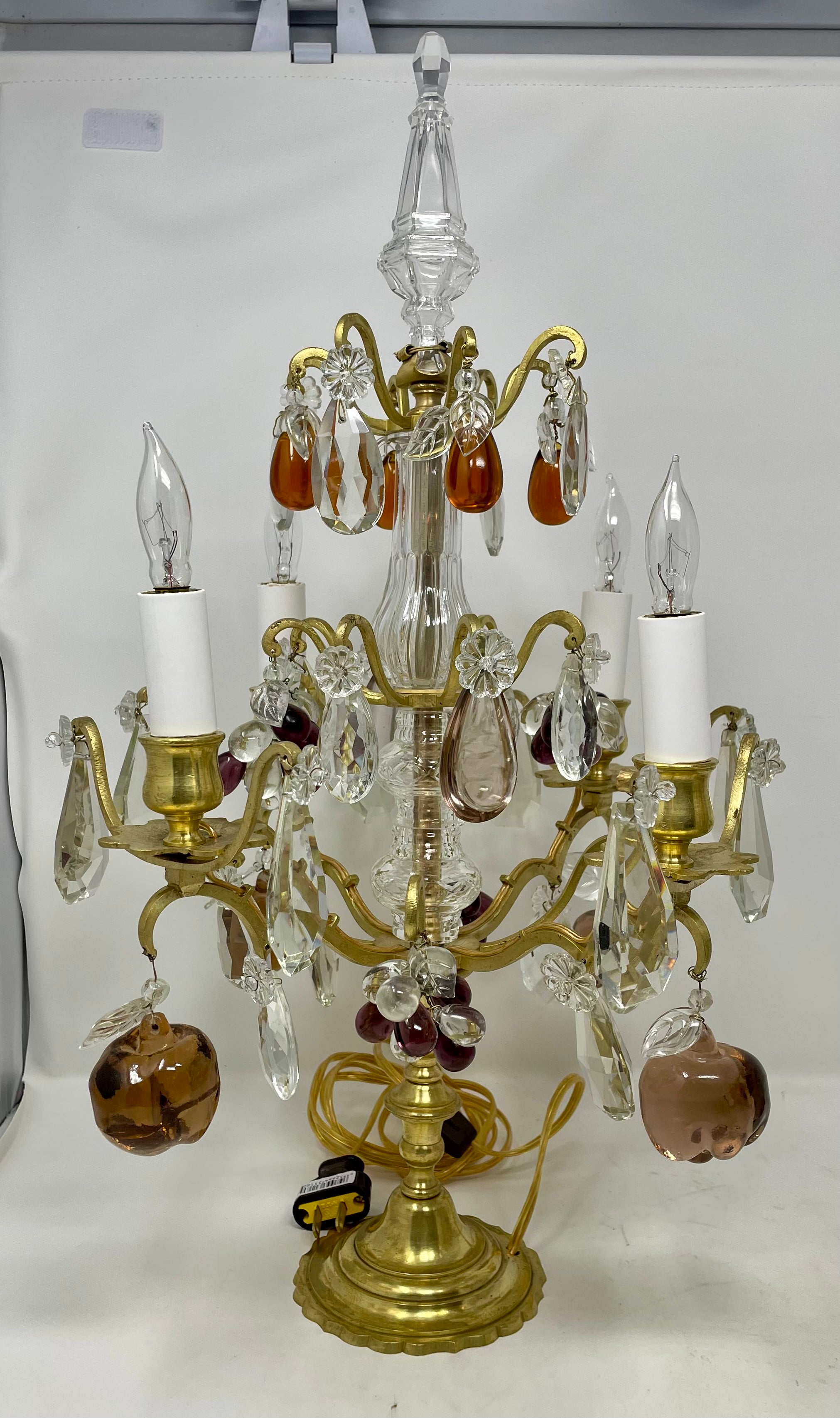 Francese Coppia di Girandole francesi in cristallo e bronzo dorato, CIRCA 1890 in vendita