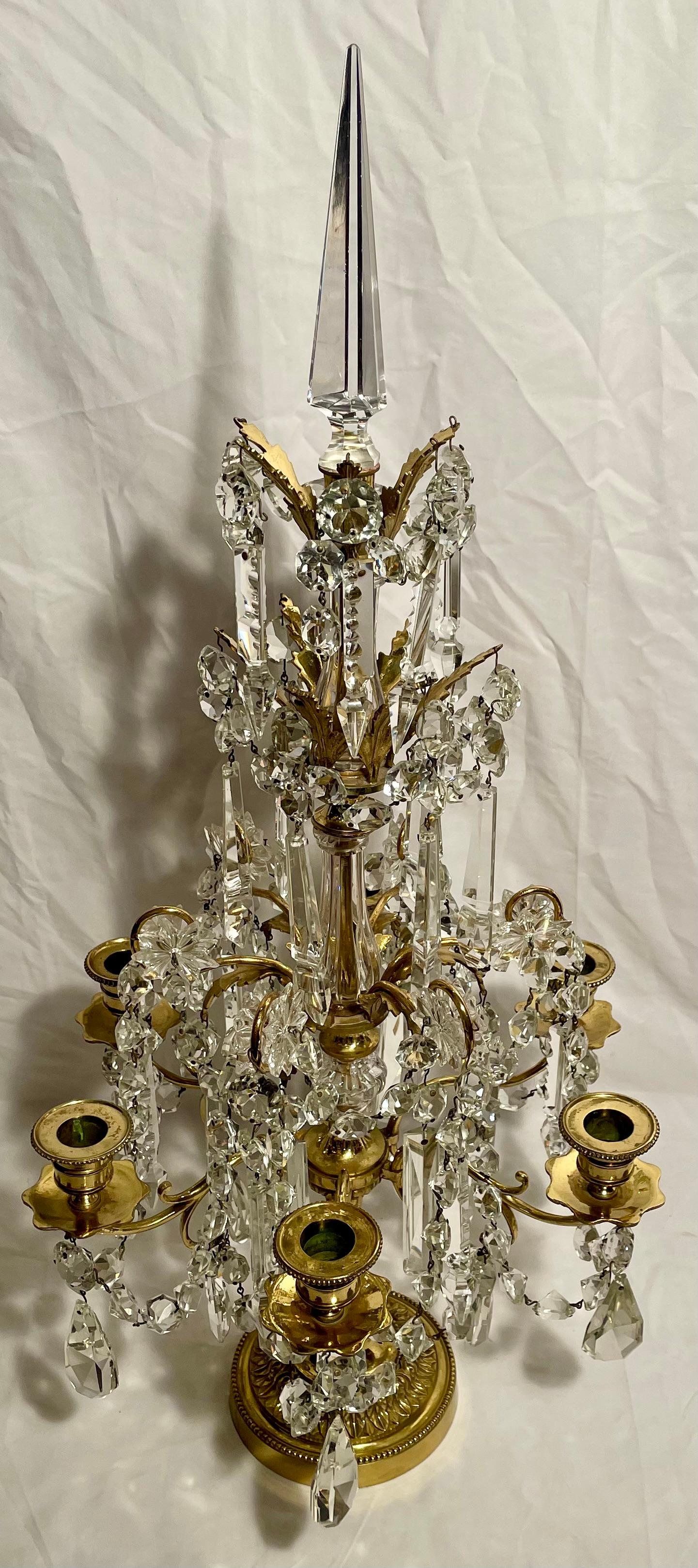 Paar antike französische Girondolles aus Kristall und Bronze im Zustand „Gut“ im Angebot in New Orleans, LA