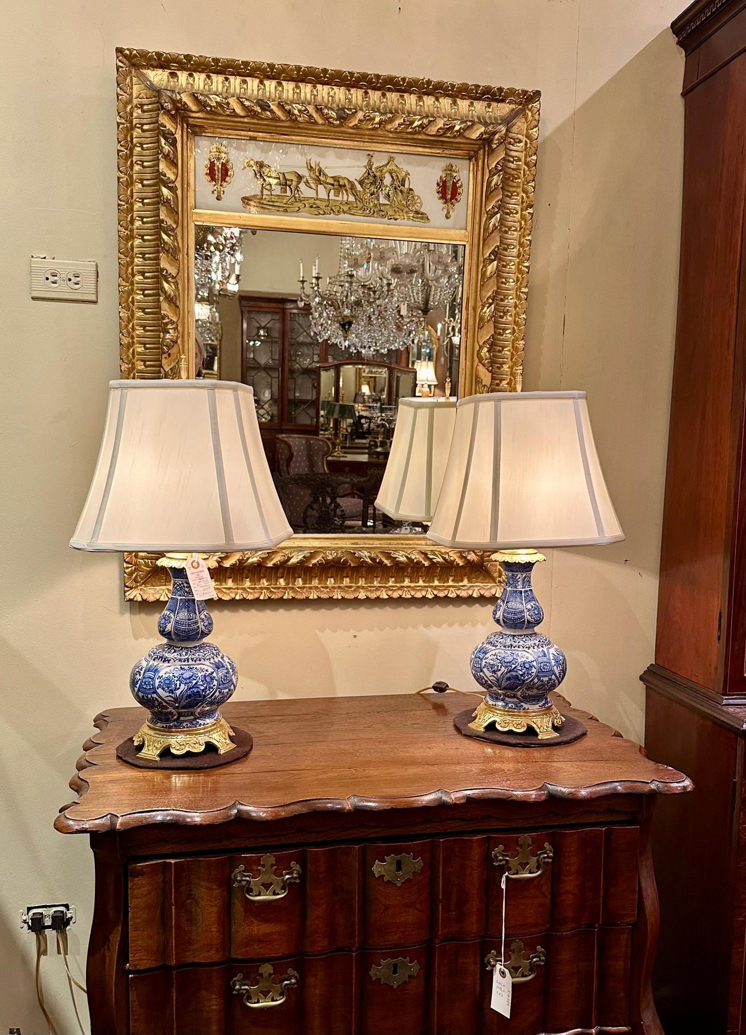 Pair Antique French Églomisé Mirrors in Fine Frames, Circa 1880-1890. For Sale 10