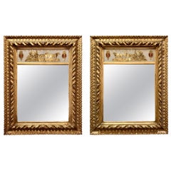 Paire d'Antiques Miroirs français églomisés dans de beaux cadres, Circa 1880-1890.