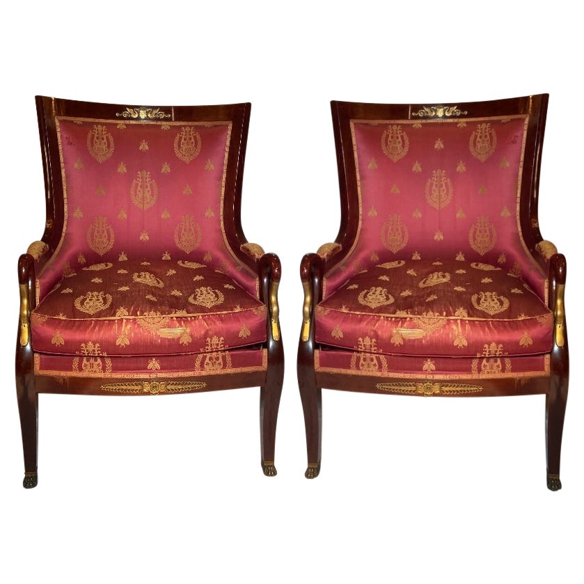 Coppia di antiche poltrone Bergere in mogano con montatura ad ormolu, circa 1890