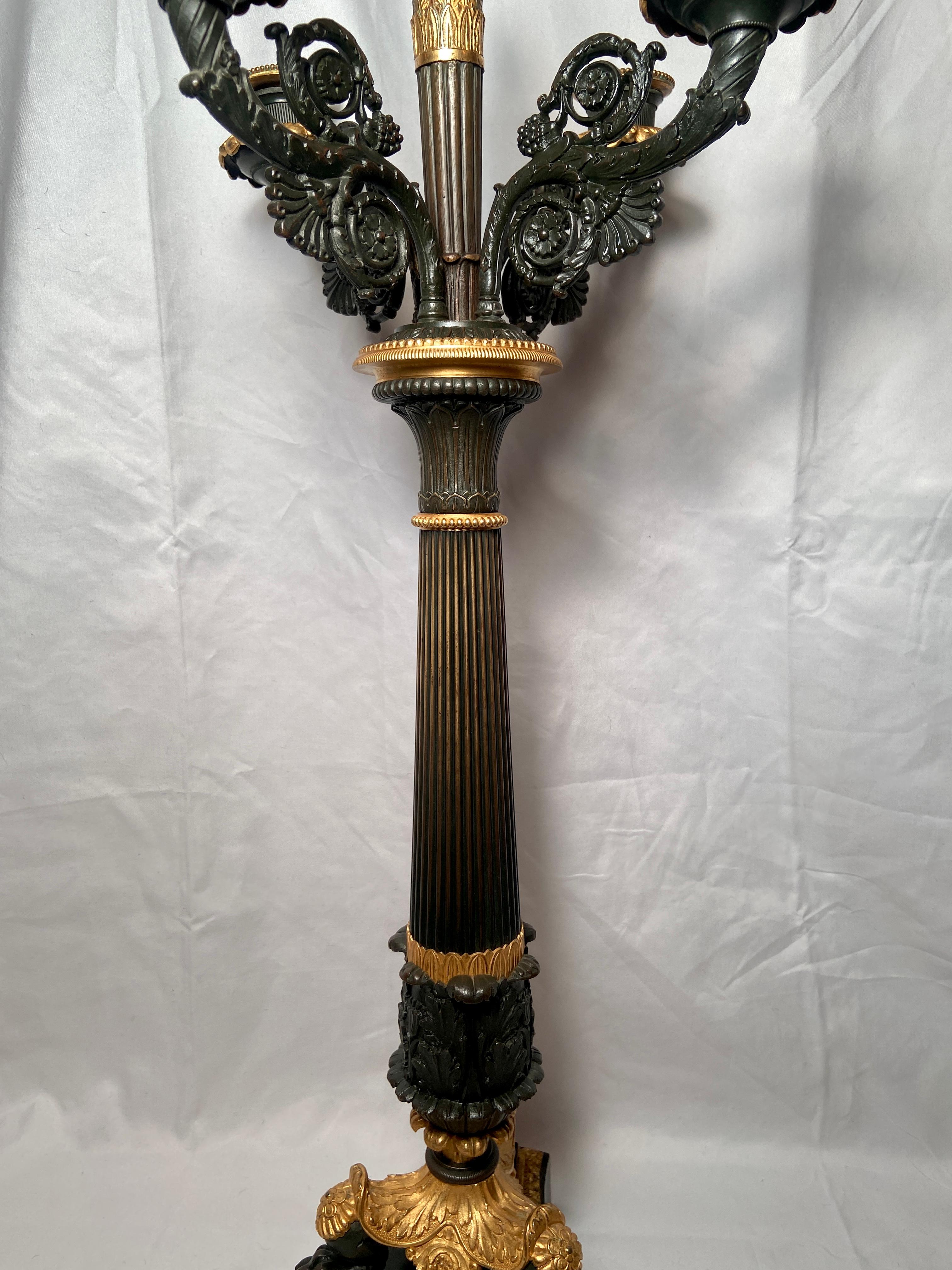 Pair Antique French Empire Patinated Bronze & Gold Bronze Candelabra, Circa 1860 In Good Condition For Sale In New Orleans, LA