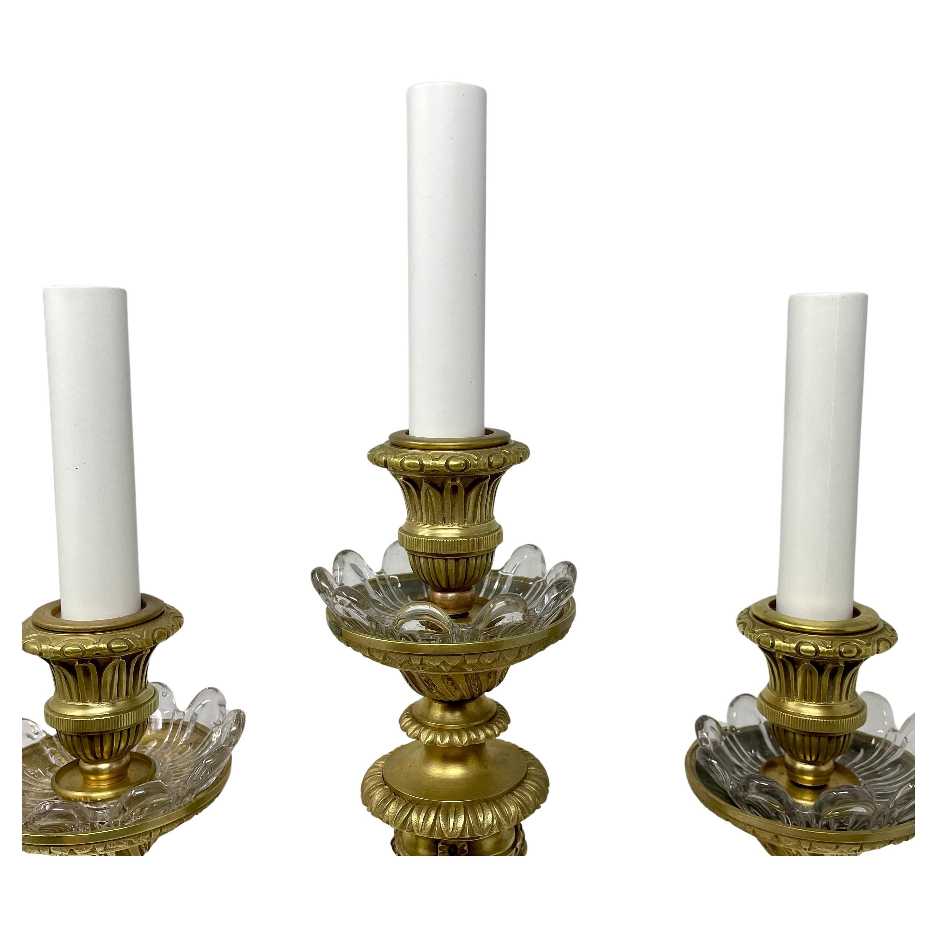 Paire de candélabres français anciens en or, bronze et cristal, vers 1885. en vente 2