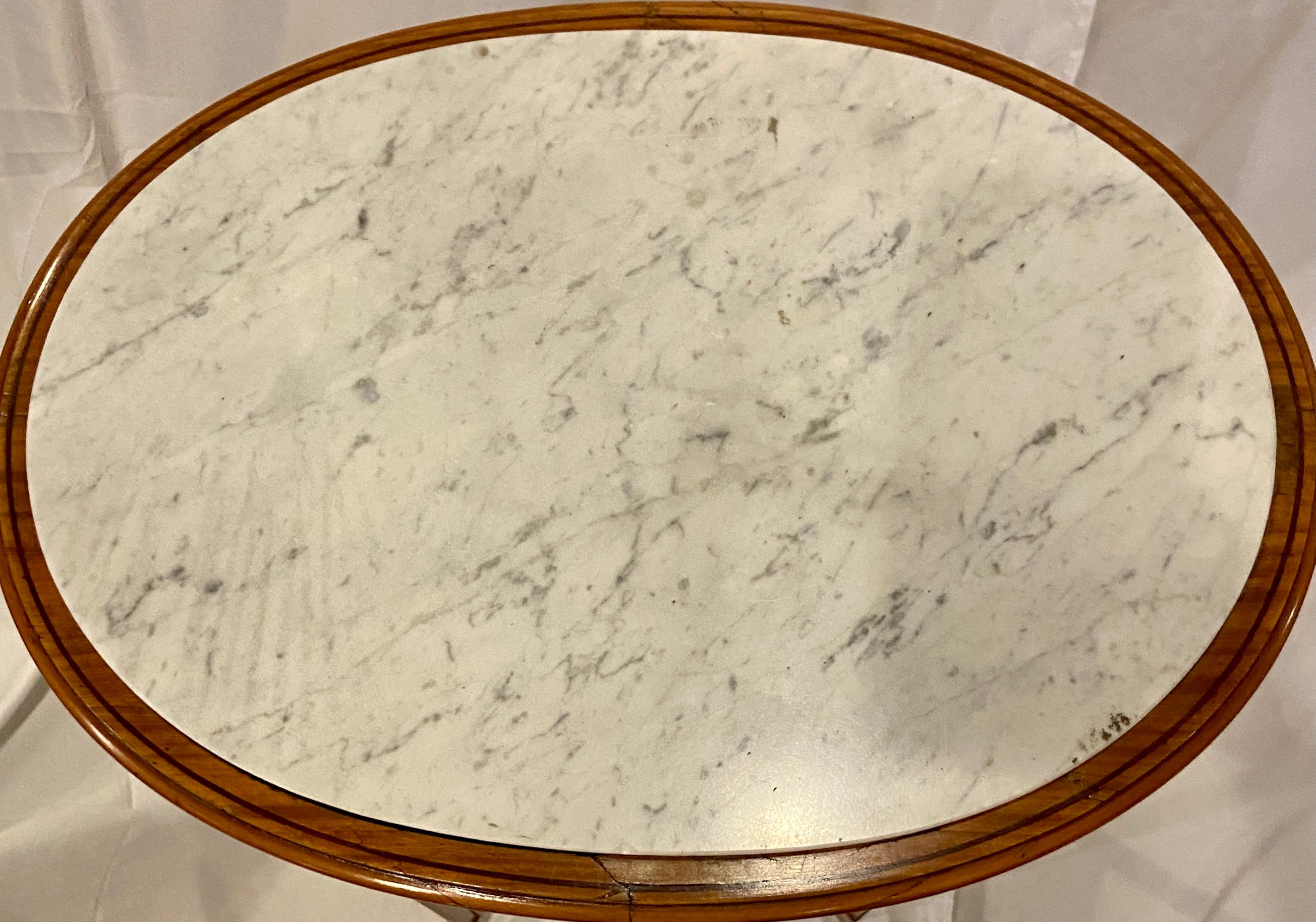 Pair Antique French Grey and White Marble-Top Satinwood Side Tables with Inlay In Good Condition For Sale In New Orleans, LA