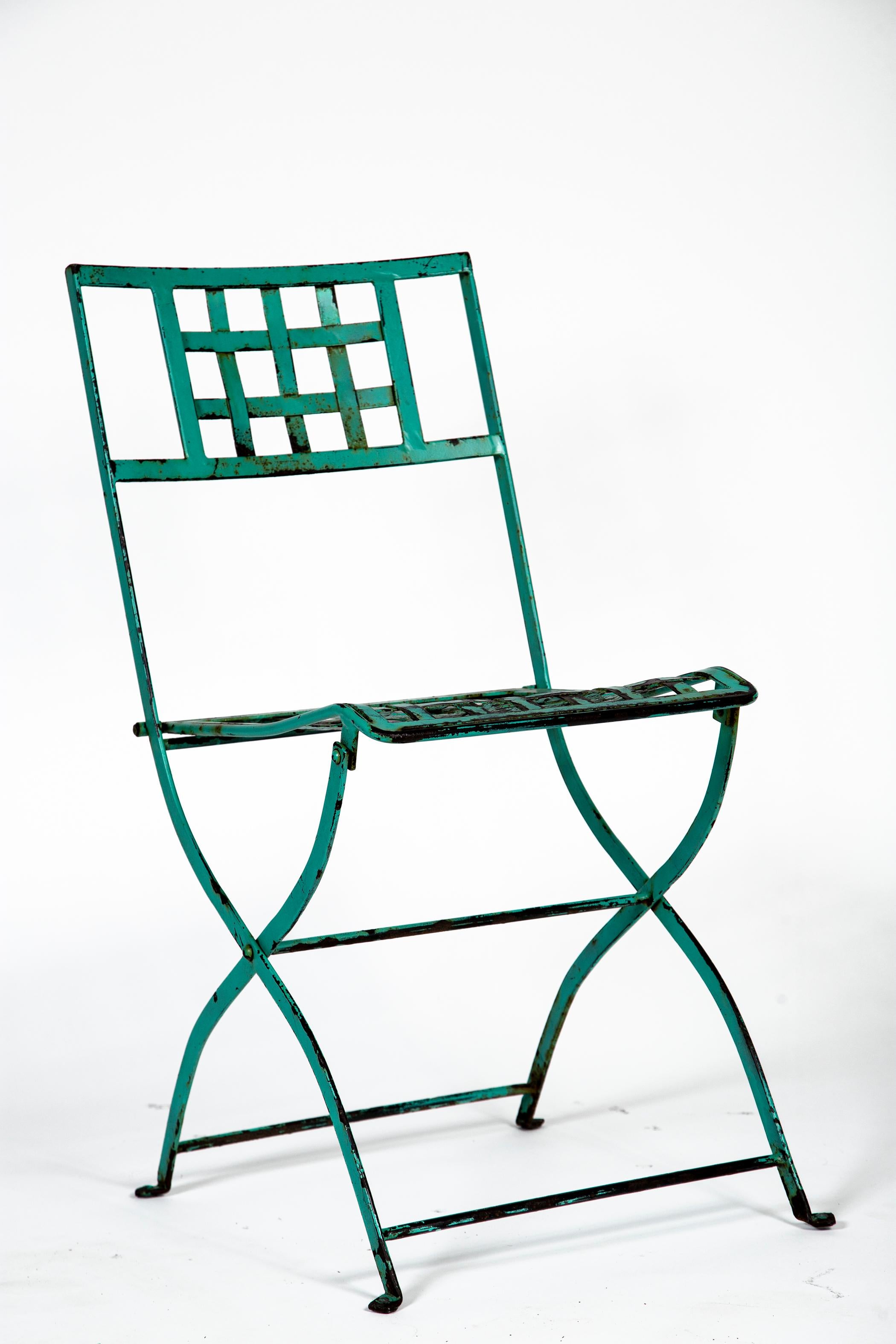 Paar Antique French Iron Folding Garden Chairs, ca. 1930er Jahre im Angebot 2