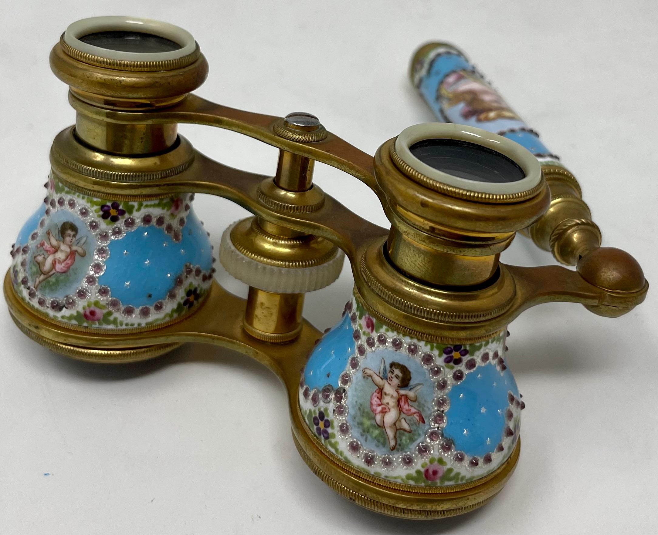 Pair Antique French Jeweled Enamel Porcelain Opera Glasses, circa 1890's In Good Condition In New Orleans, LA