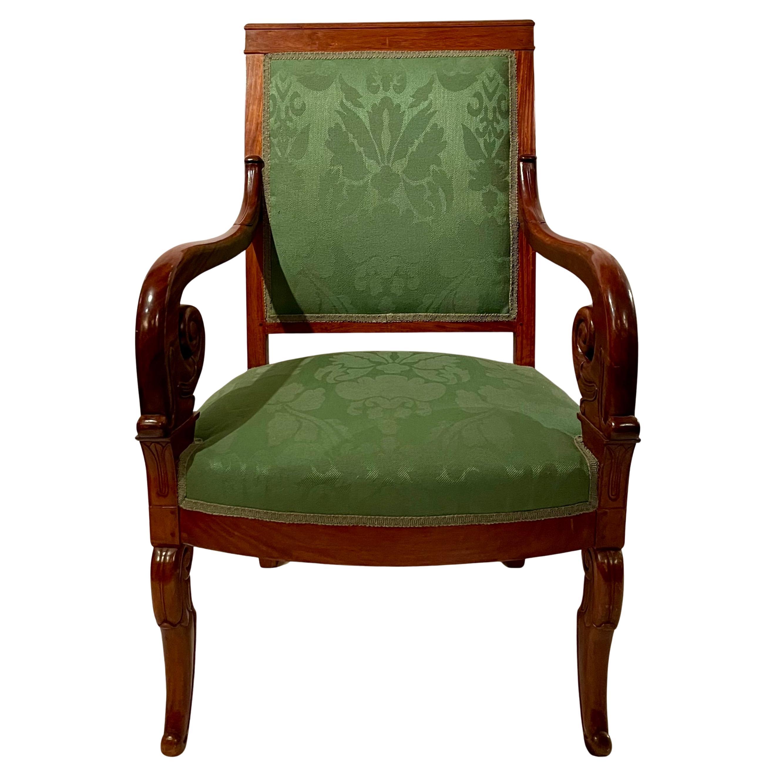 Louis-Philippe Paire de fauteuils et poufs français anciens Louis Philippe en acajou, vers les années 1890 en vente