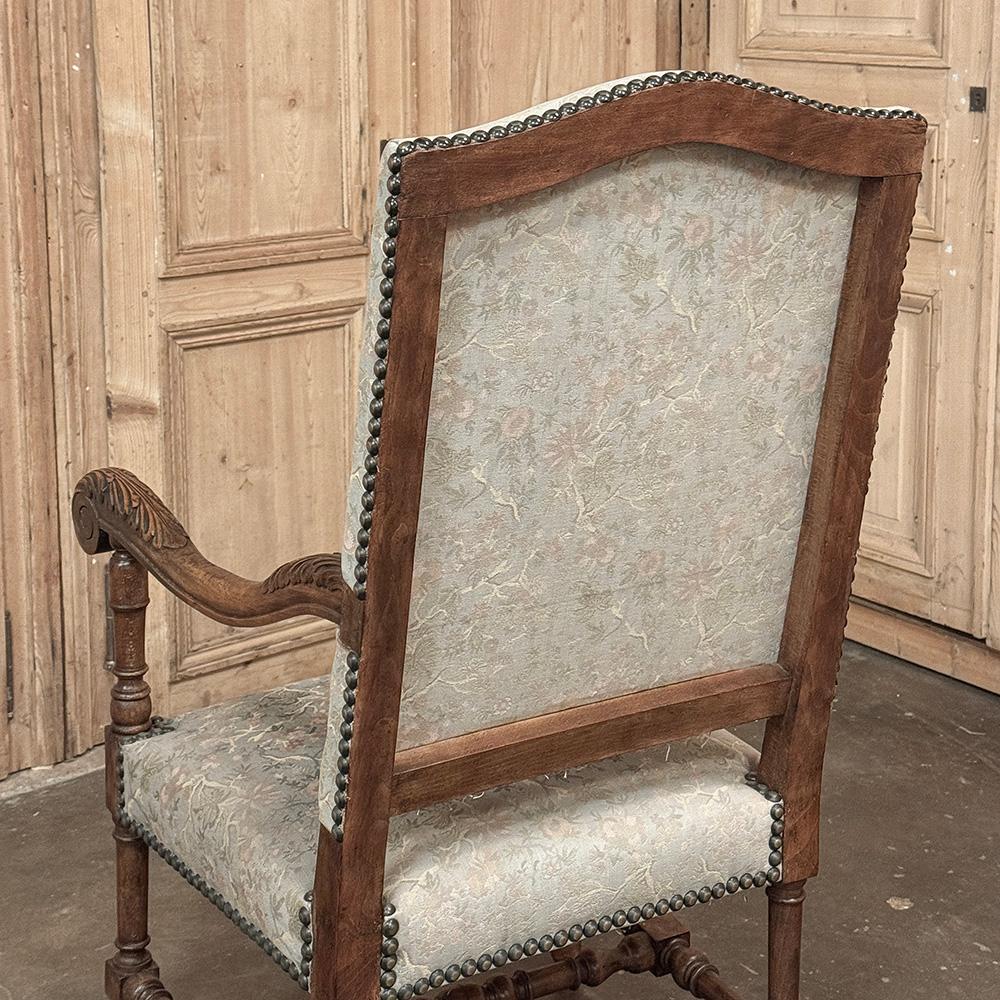 Pareja de Sillones Antiguos Franceses Luis XIV en venta 8