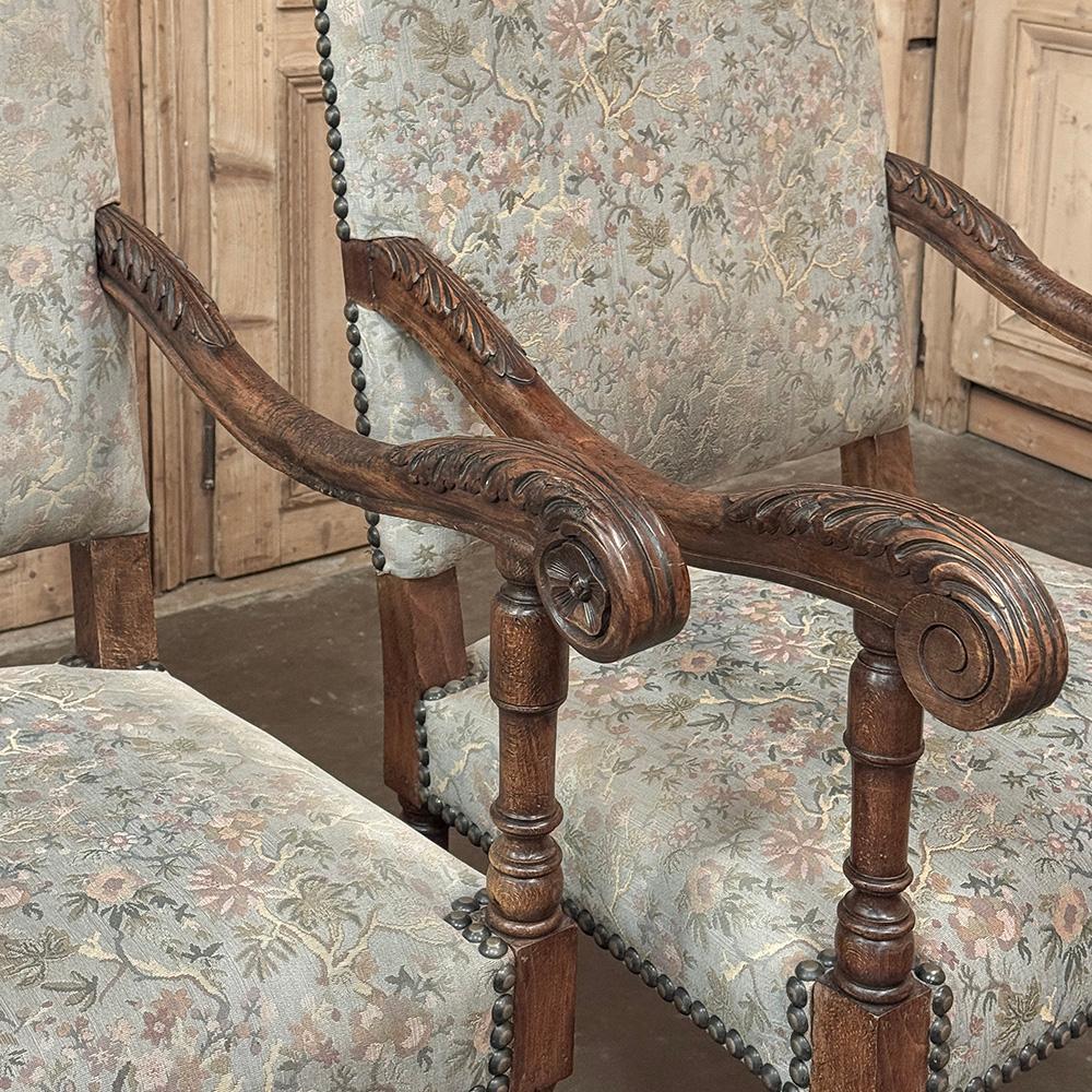 Pareja de Sillones Antiguos Franceses Luis XIV en venta 2