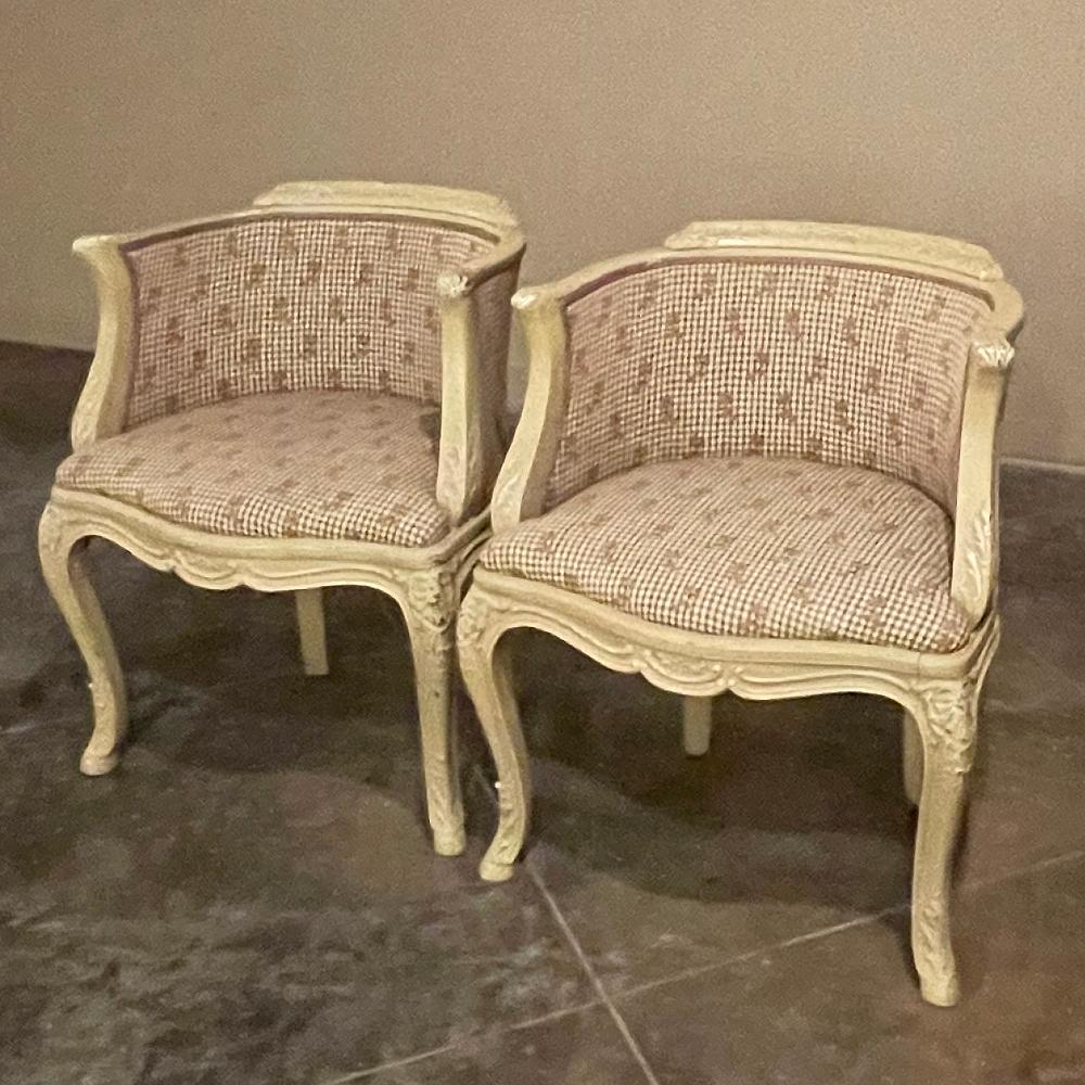 Pair Antique French Louis XV Painted Bergeres ~ Armchairs In Good Condition For Sale In Dallas, TX