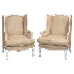 Paar antike französische Louis XV.-Sessel mit bemalter Ohrensessel ~ Bergeres