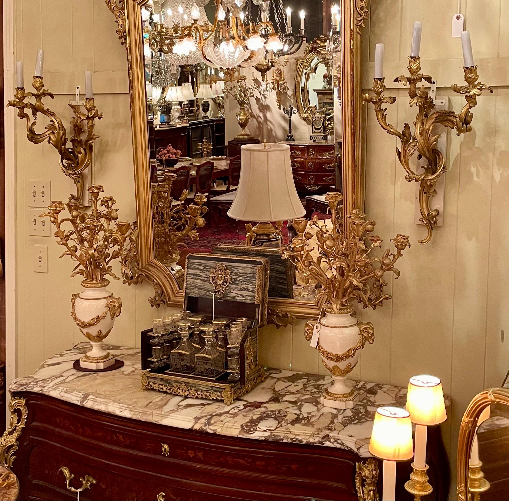 Paire d'appliques murales d'Oré en bronze de style Louis XV, vers 1890. en vente 7