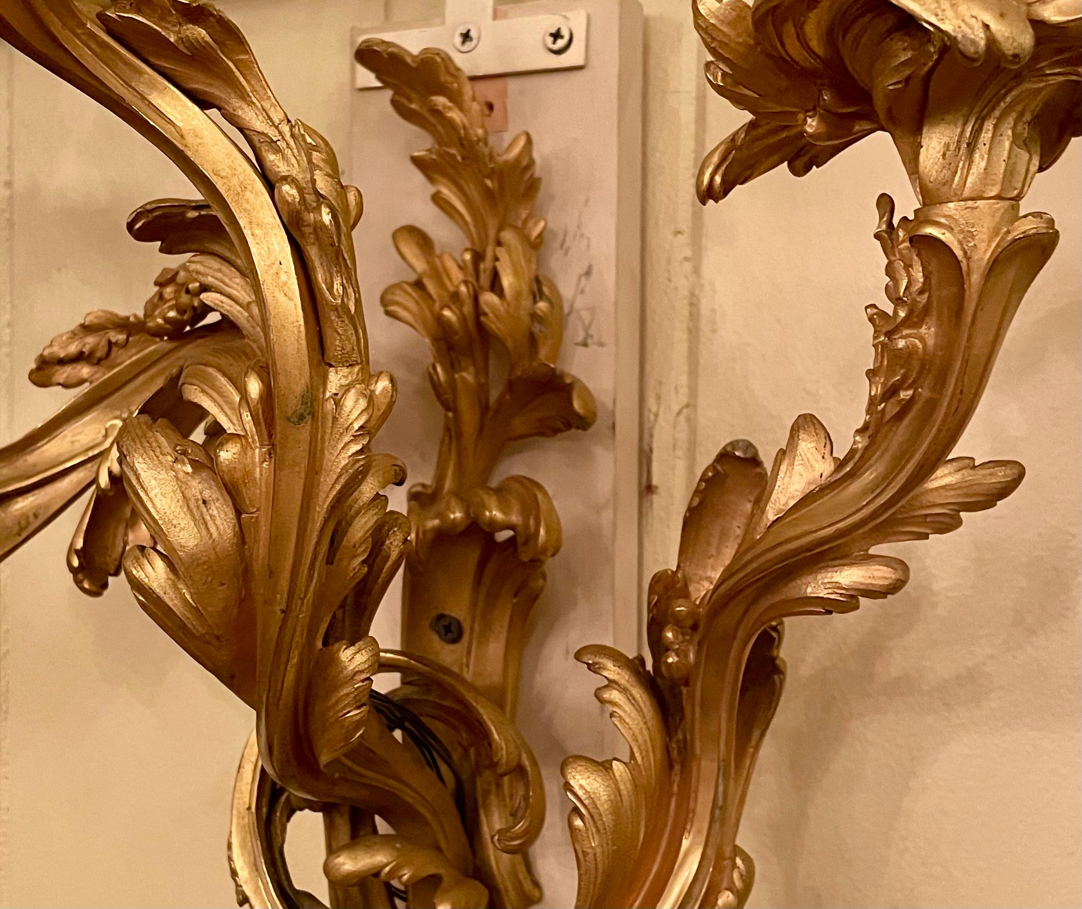 Paire d'appliques murales d'Oré en bronze de style Louis XV, vers 1890. en vente 3