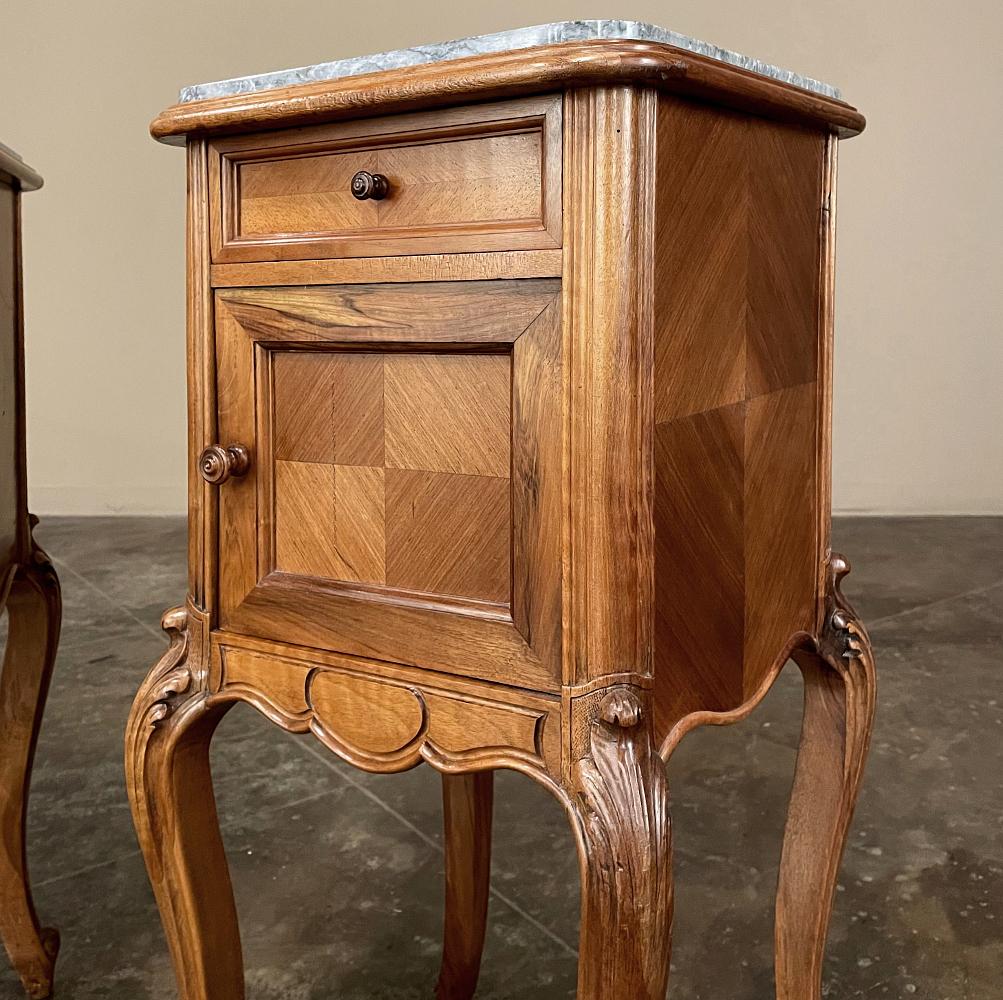 Pair Antique French Louis XV Walnut Marble Top Nightstands For Sale 5