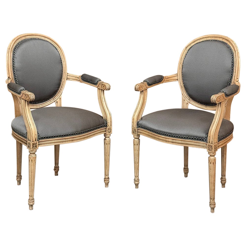 Paire d'anciens fauteuils Louis XVI français ~ Fauteuils en vente