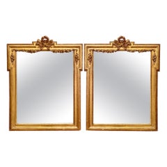 Paire d'Antiques Miroirs Louis XVI en bois sculpté et doré, vers 1890