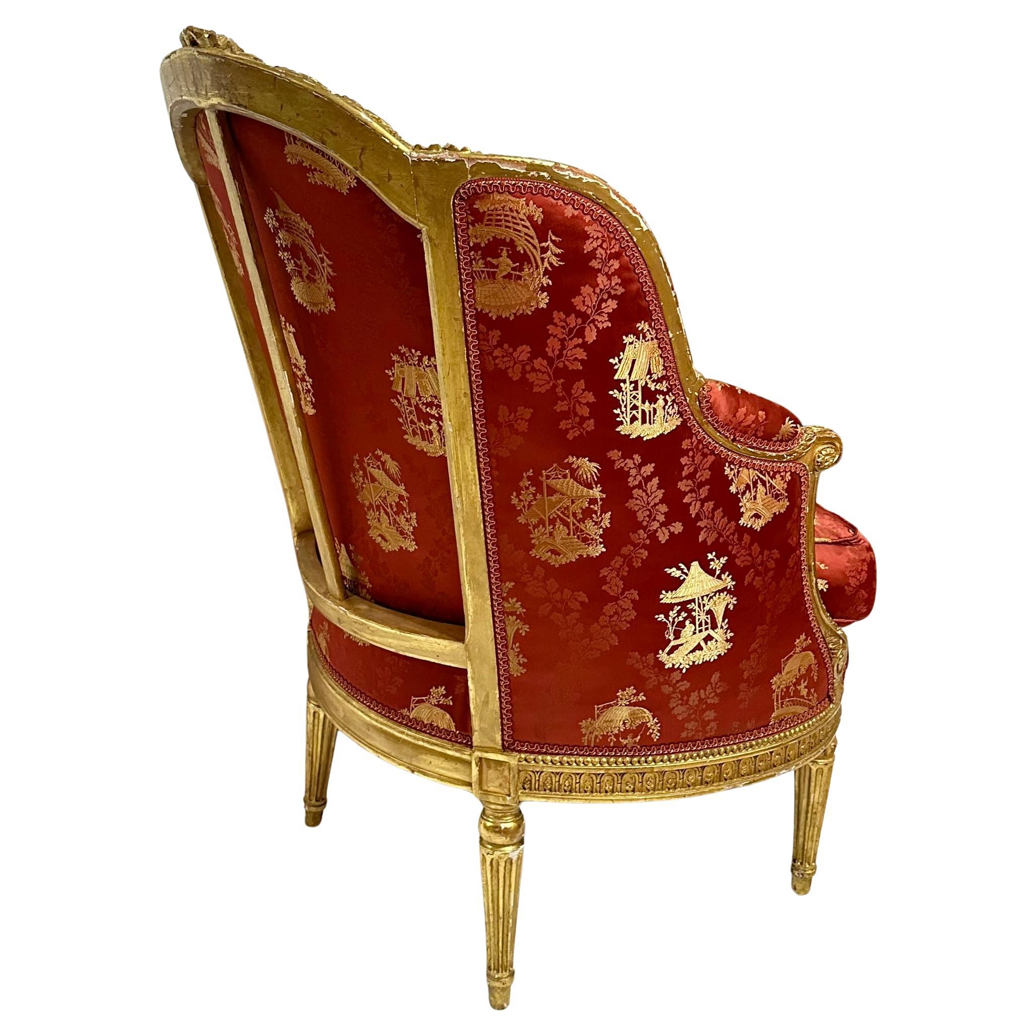 XIXe siècle Paire d'anciennes bergères françaises Louis XVI à feuilles d'or, vers 1880. en vente