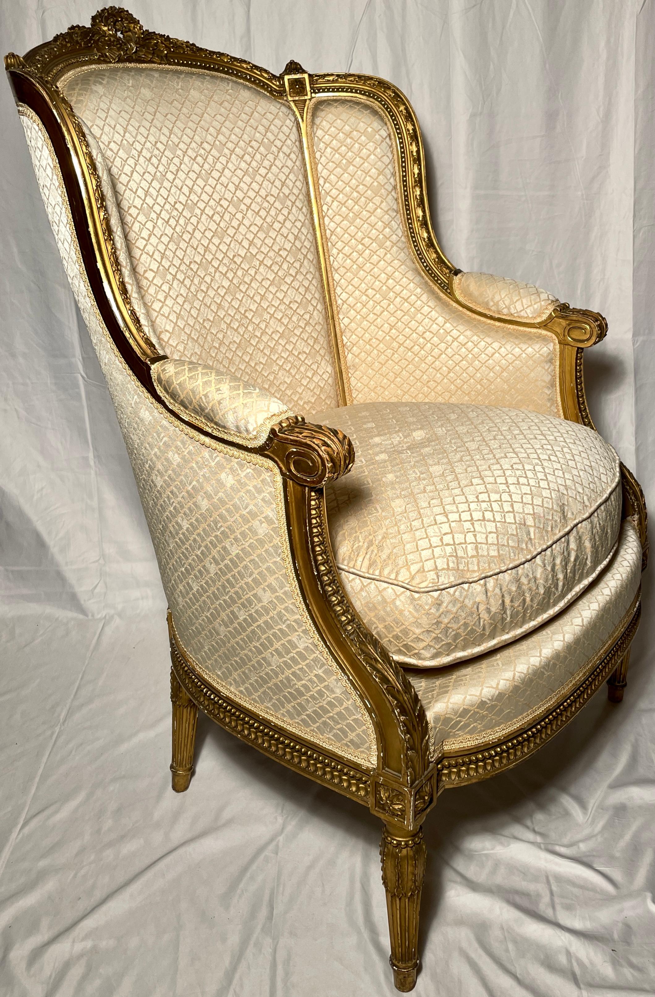 Pair Antique French Louis XVI Gold Leaf Fauteuils / Armchairs, Circa 1865-1875 In Good Condition For Sale In New Orleans, LA