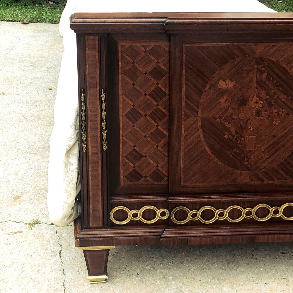 Pair of Antique French Louis XVI Mahogany Marquetry Twin Beds with Bronze Ormolu For Sale 3