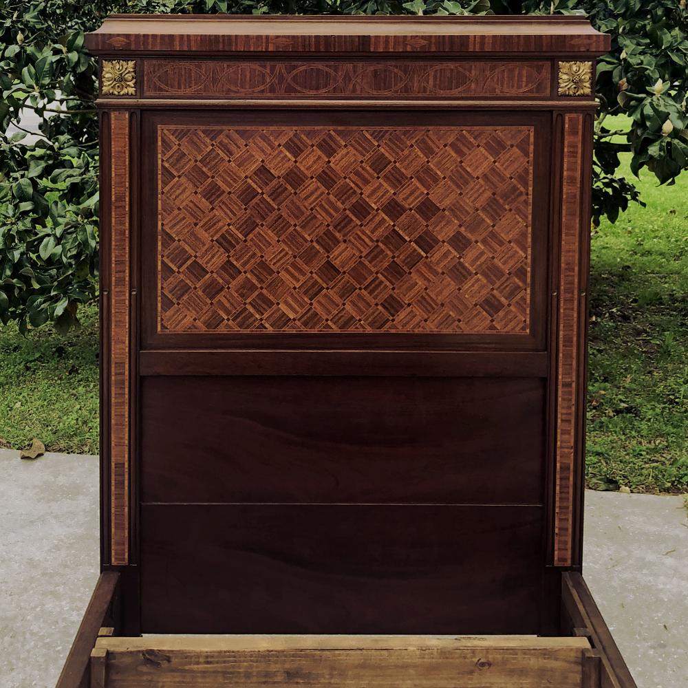 Pair of Antique French Louis XVI Mahogany Marquetry Twin Beds with Bronze Ormolu For Sale 5