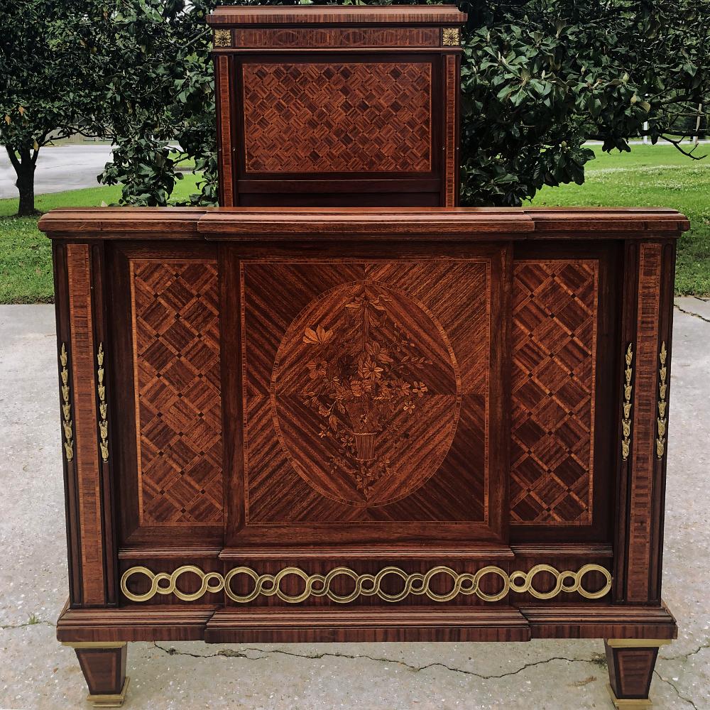 Pair of Antique French Louis XVI Mahogany Marquetry Twin Beds with Bronze Ormolu For Sale 1