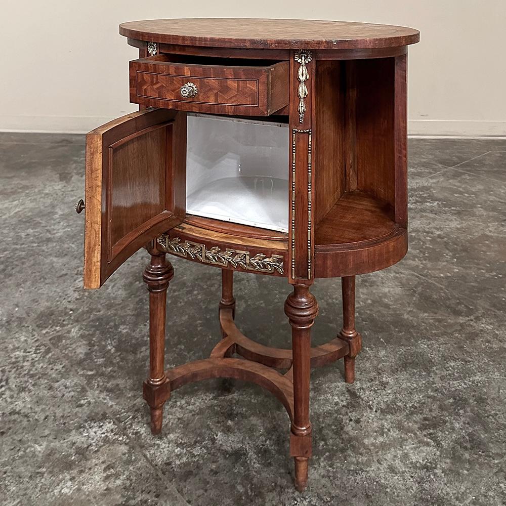 Pair Antique French Louis XVI Oval Marquetry Nightstands ~ End Tables For Sale 12