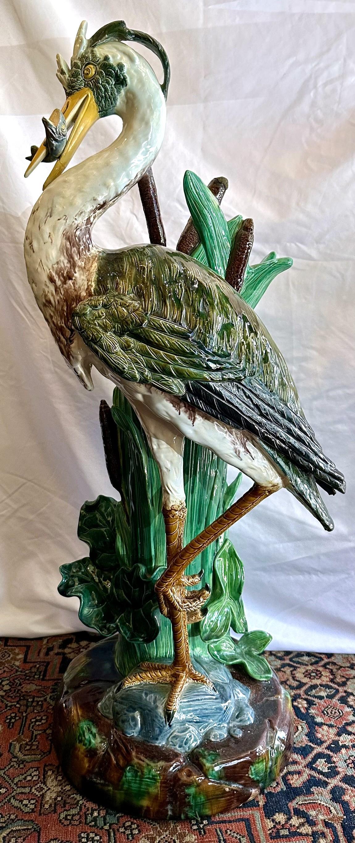 Par de Paragüeros Figurados de Pájaro de Mayólica Antique French, Circa 1890. en venta 1
