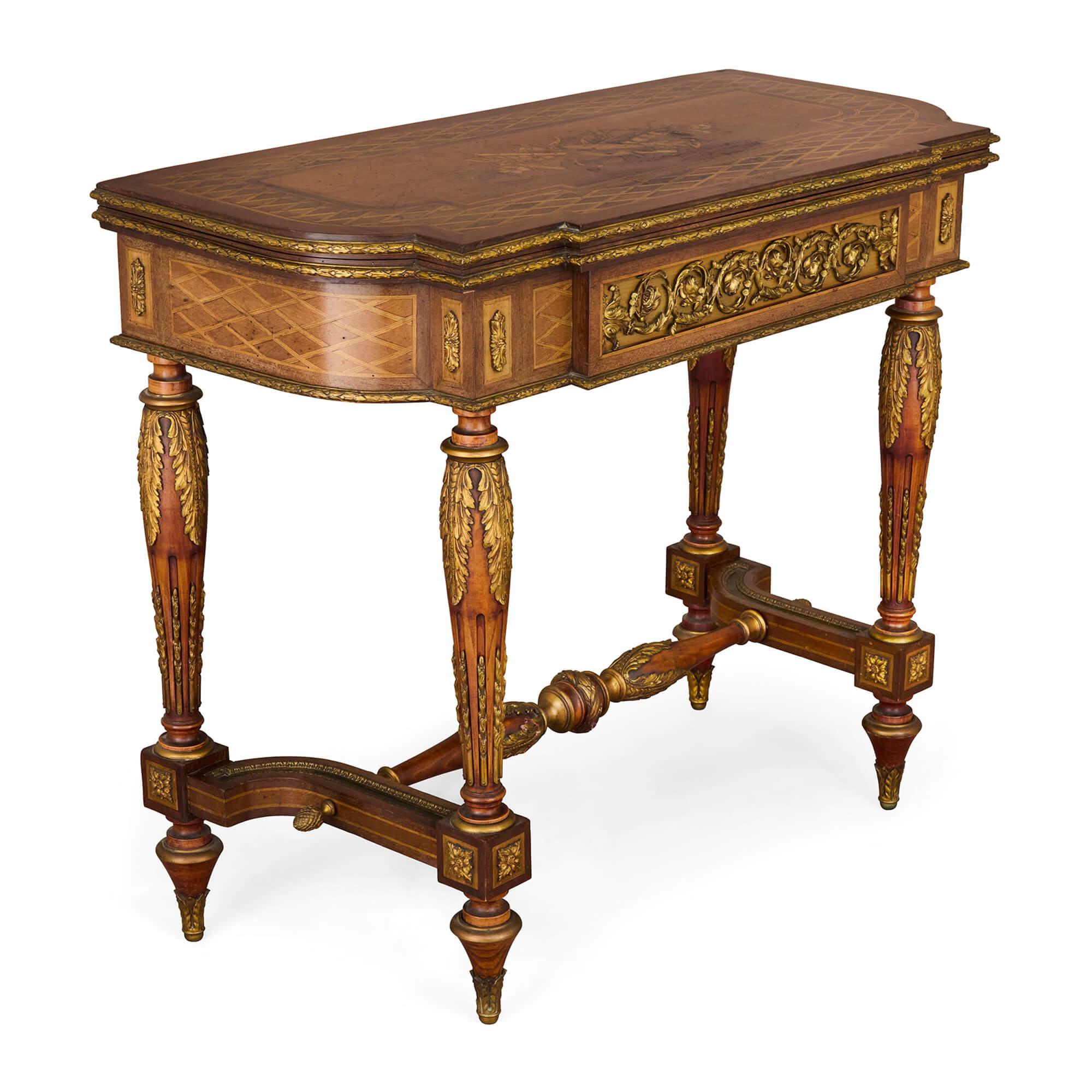 Pareja de Mesas de Juego Antiguas Francesas de Marquetería y Parquetería Ormolu Luis XVI en venta