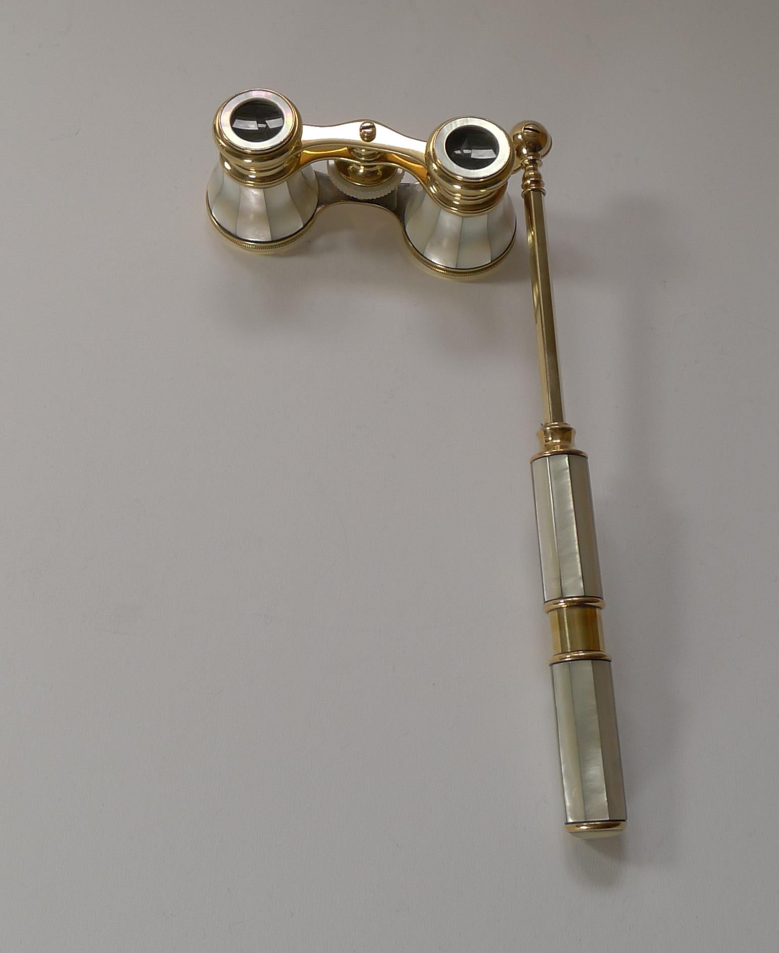 Late Victorian Pair Antique French Mother of Pearl Opera Glasses c.1900, Lorgnette Handle